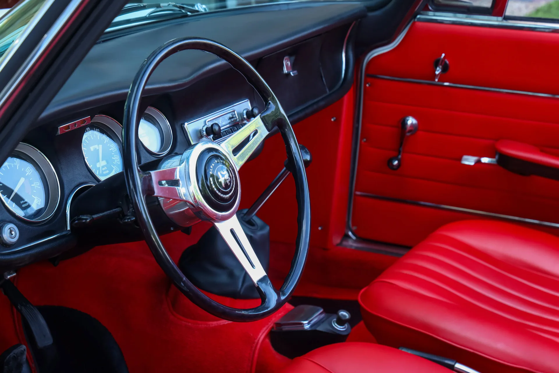1966 Alfa Romeo Giulia GTC, 12/30