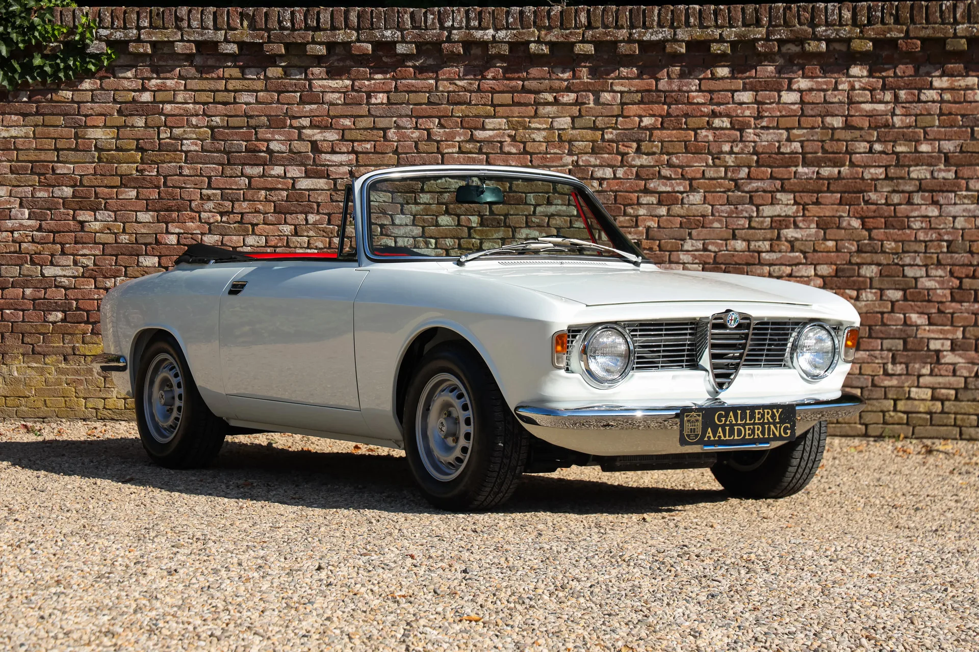 1966 Alfa Romeo Giulia GTC, 25/30