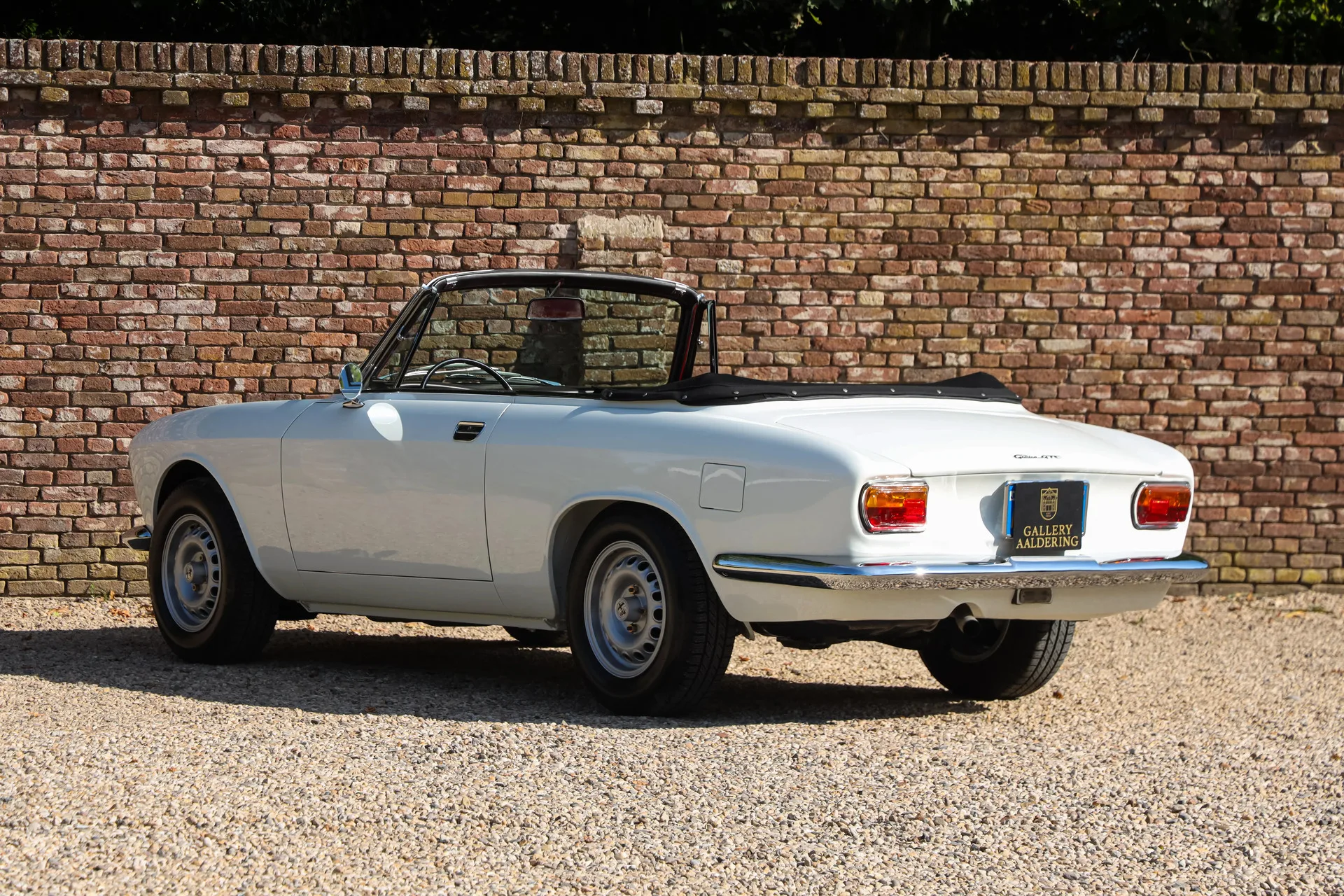 1966 Alfa Romeo Giulia GTC, 28/30
