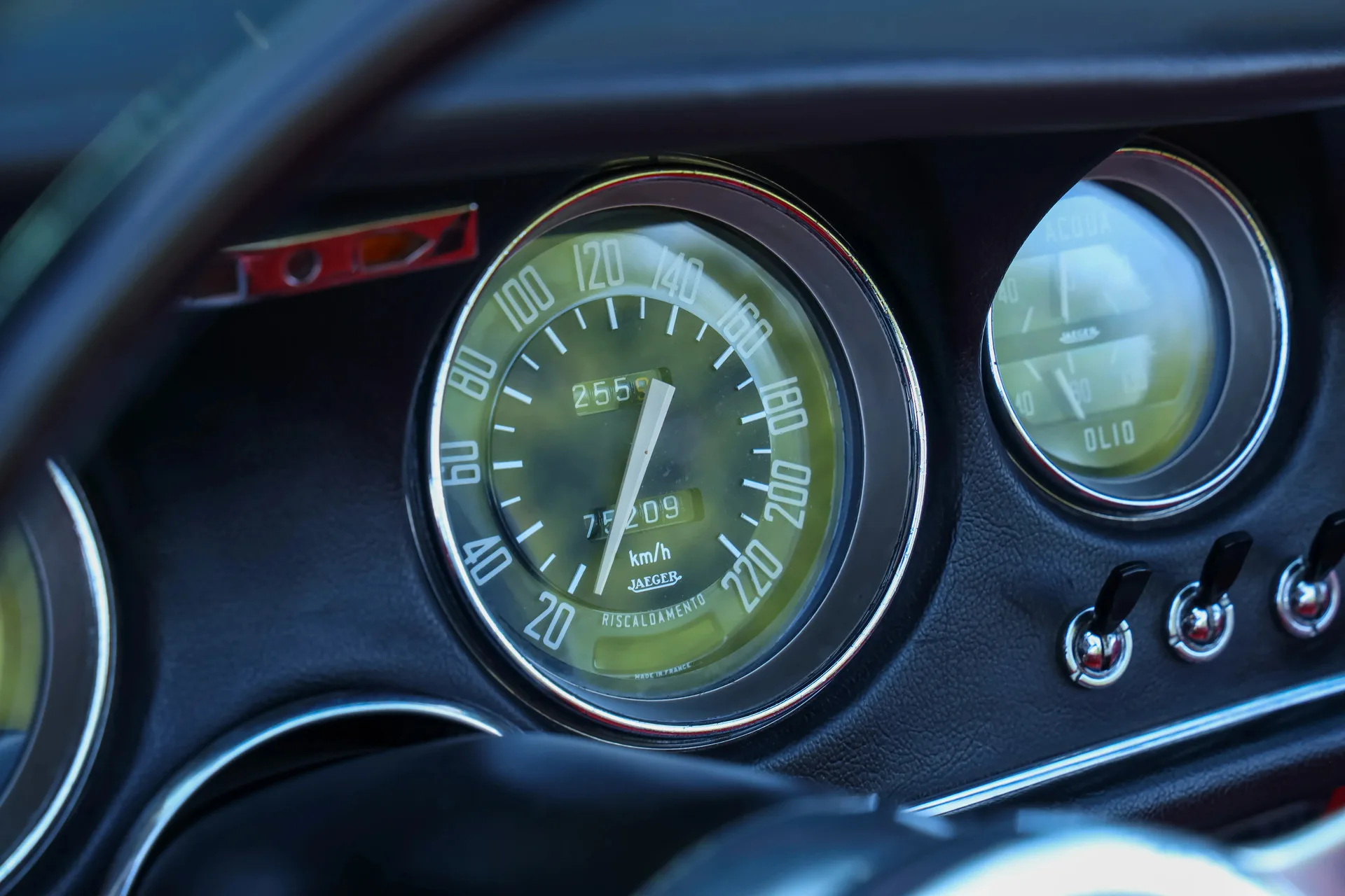 1966 Alfa Romeo Giulia GTC, 30/30
