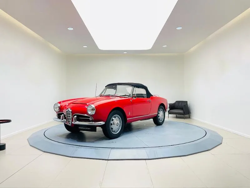 1966 Alfa Romeo Giulia Spider offered by a specialist dealer in Balma, France, main photo