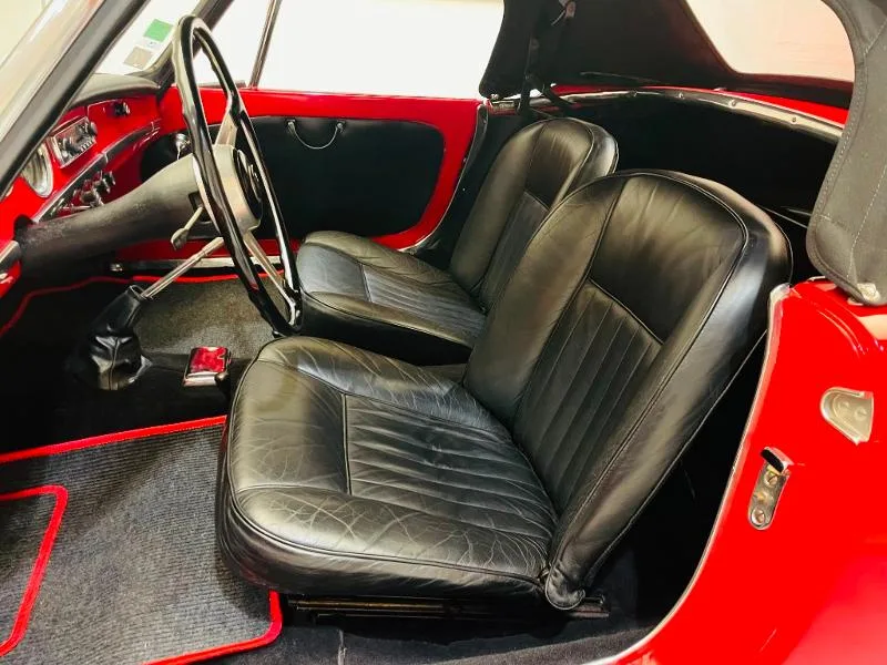 1966 Alfa Romeo Giulia Spider, 12/12