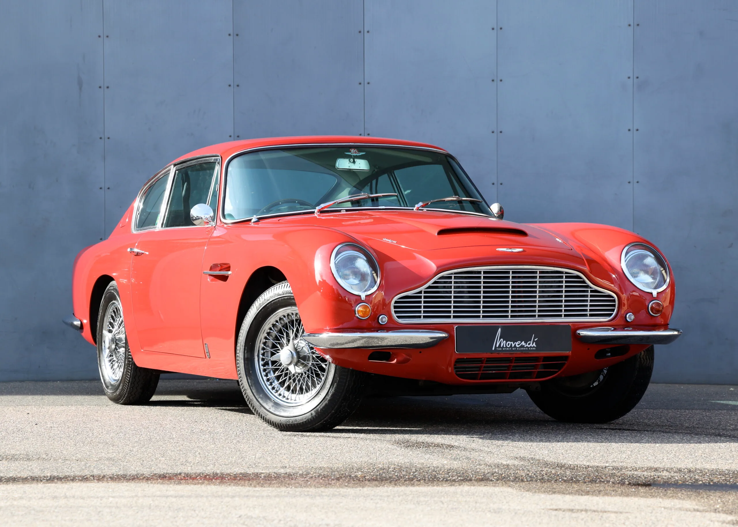 1966 Aston Martin DB6 angeboten von einem Fachhändler in Düsseldorf, Deutschland, Hauptfoto