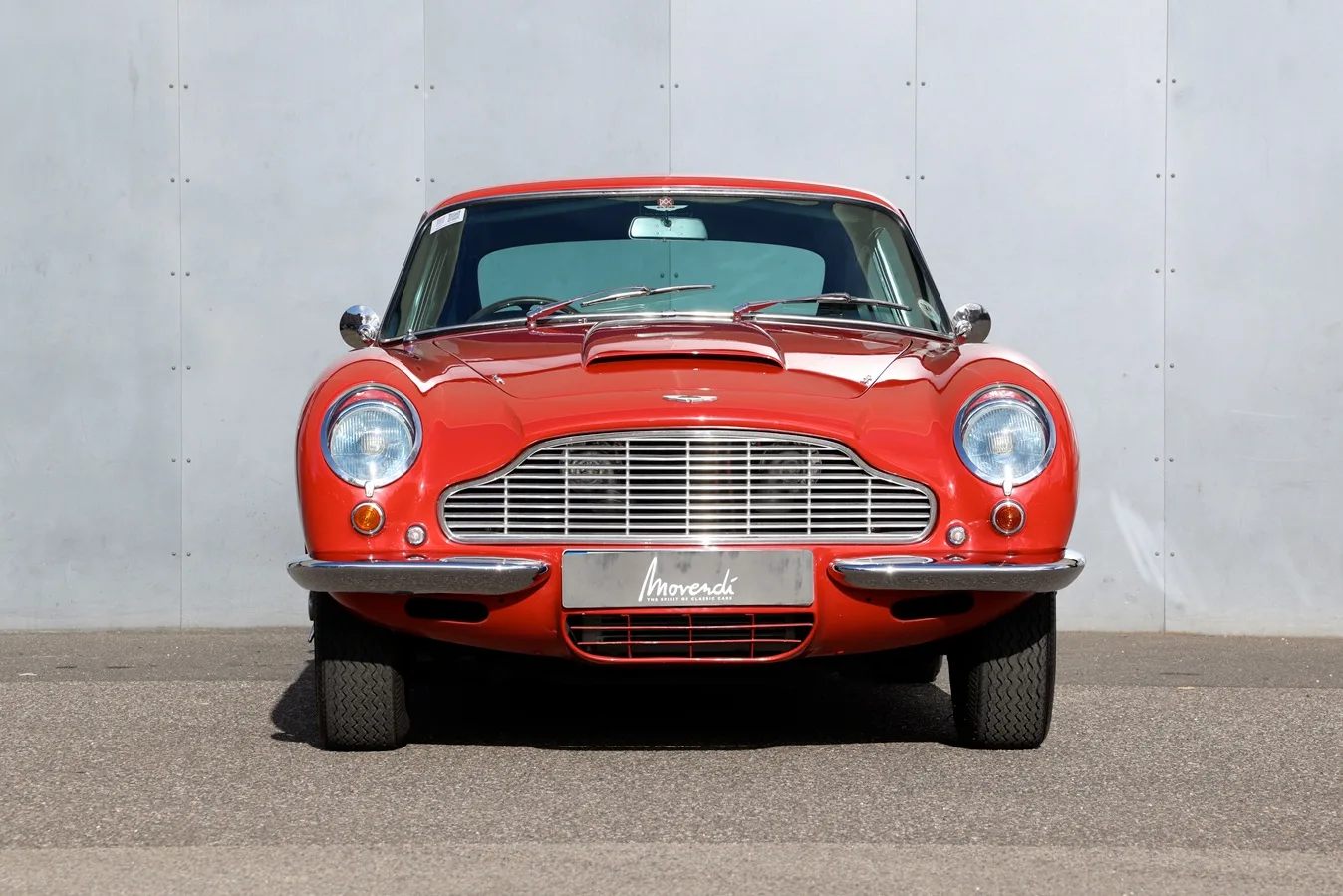 1966 Aston Martin DB6, 10/30