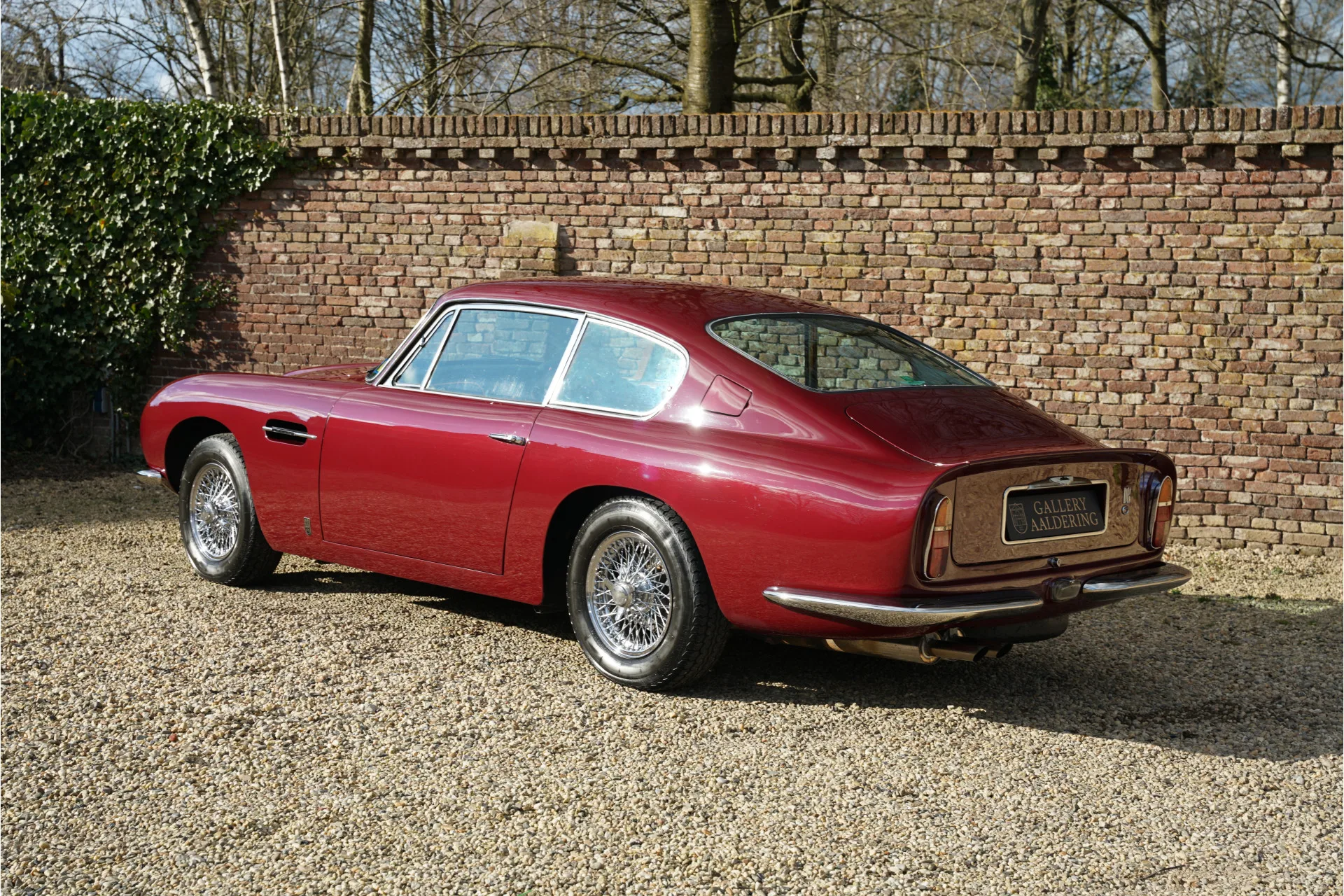 1966 Aston Martin DB6 Vantage, 2/30