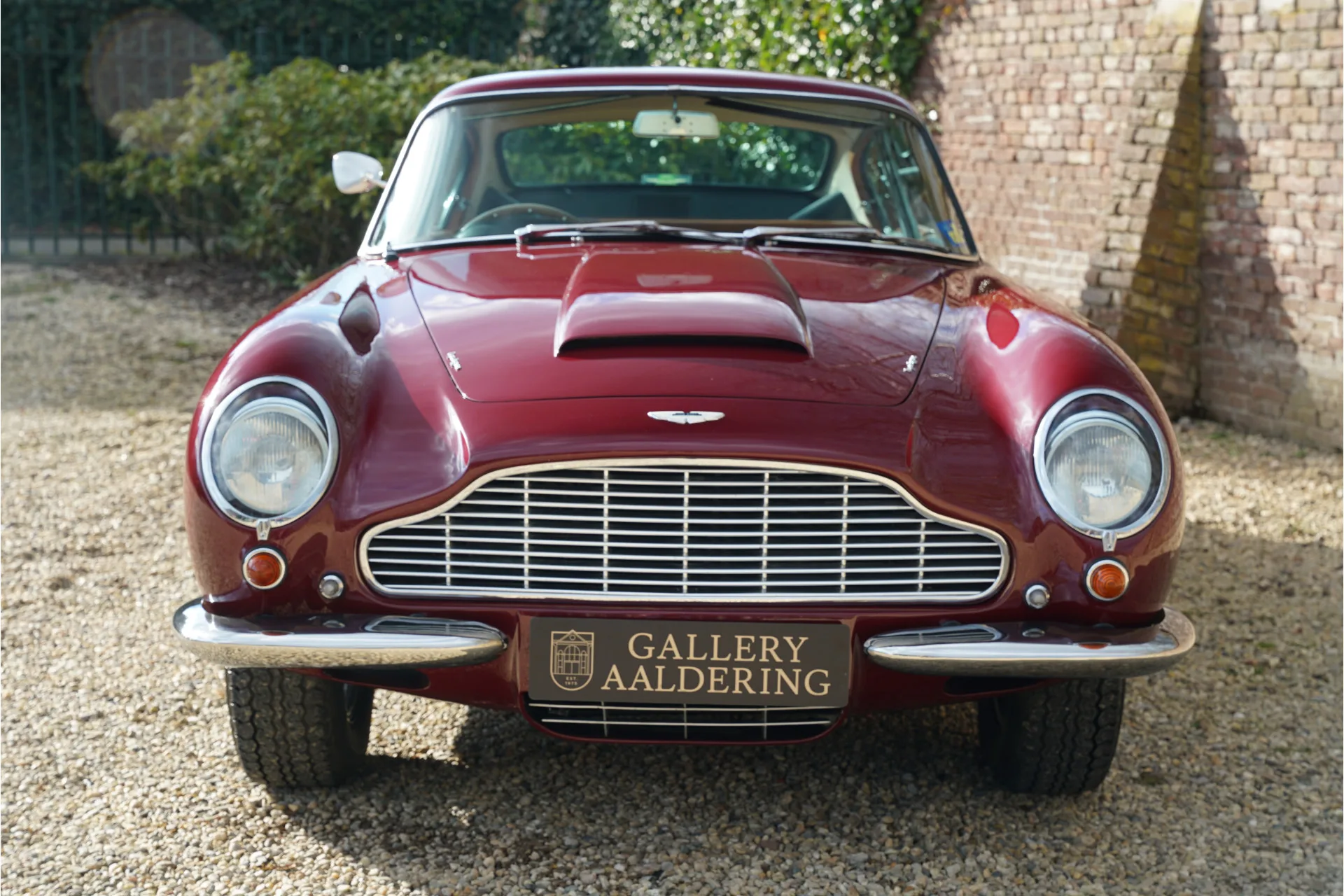 1966 Aston Martin DB6 Vantage, 5/30