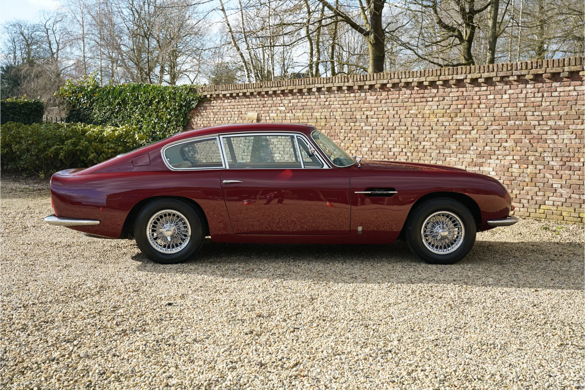 1966 Aston Martin DB6 Vantage, 16/30