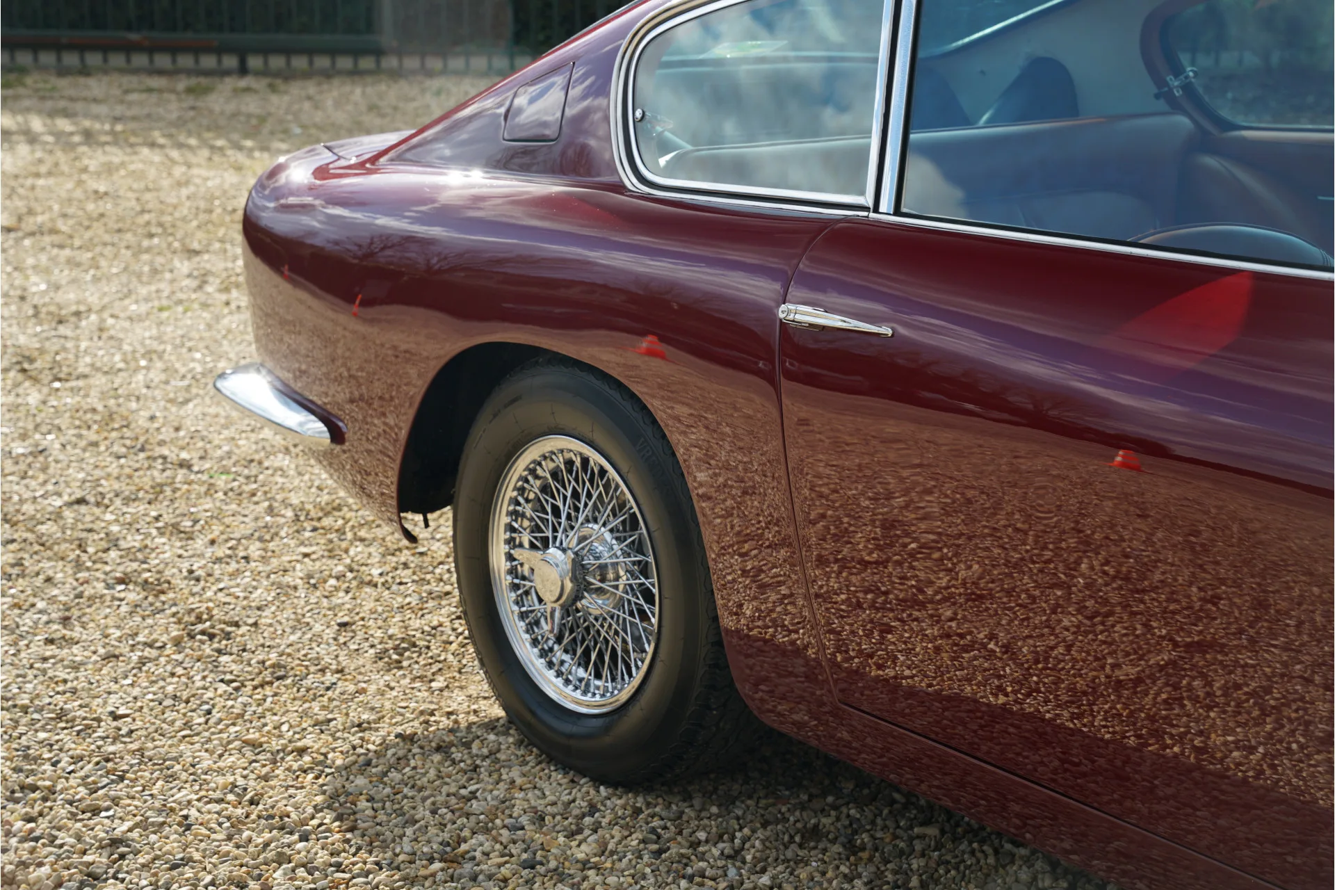 1966 Aston Martin DB6 Vantage, 17/30