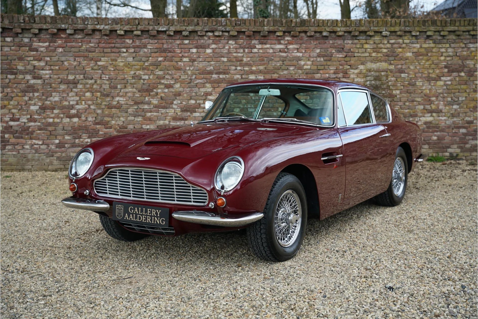 1966 Aston Martin DB6 Vantage, 26/30