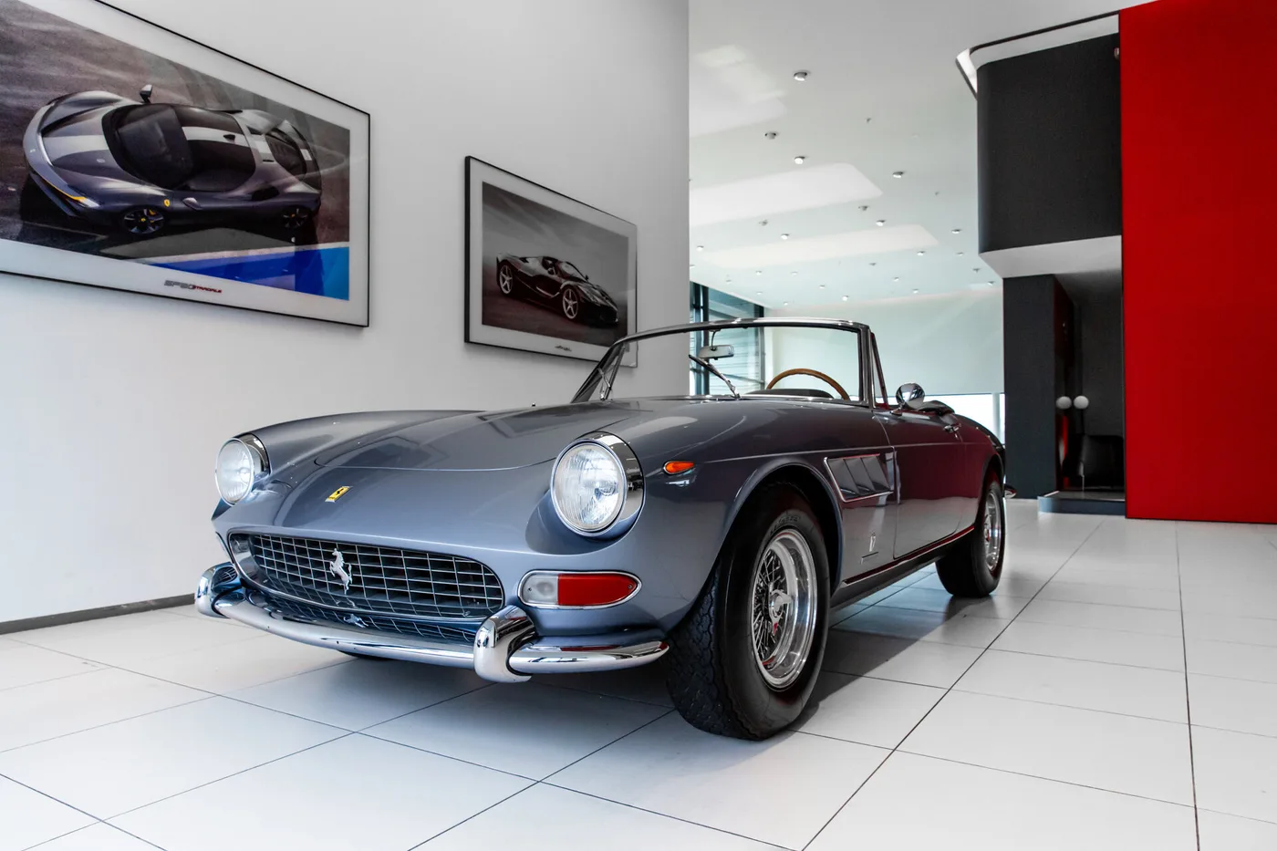 1966 Ferrari 275 GTS offered by a specialist dealer in Hengelo, Netherlands, photo 3 of 15