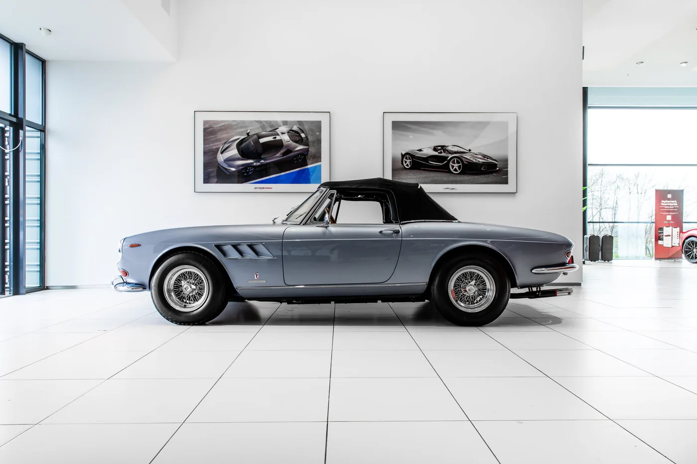 1966 Ferrari 275 GTS offered by a specialist dealer in Hengelo, Netherlands, photo 12 of 15