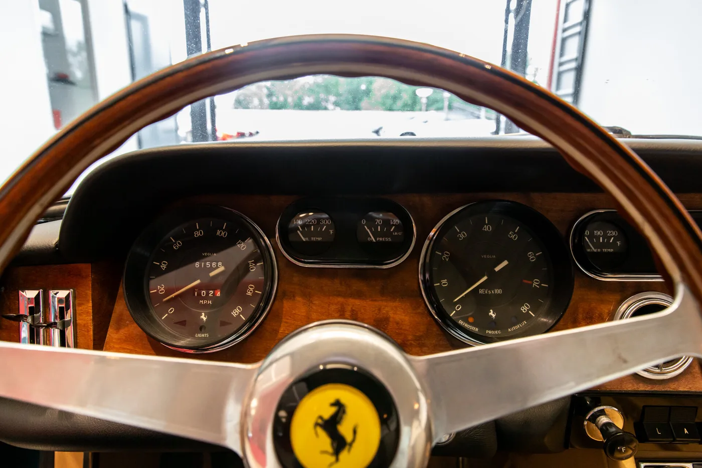 1966 Ferrari 330 GT offered by a specialist dealer in Hengelo, Netherlands, photo 8 of 15