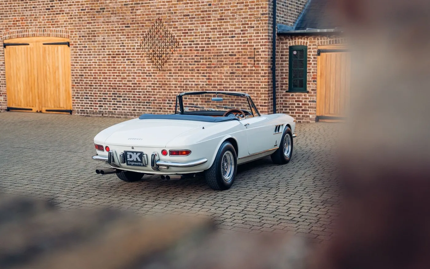 1966 Ferrari 330 GTS offered by a specialist dealer in Chorleywood, United Kingdom, photo 3 of 15