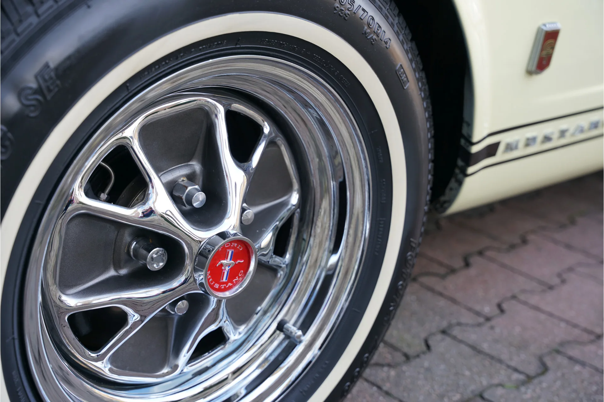 1966 Ford Mustang Convertible GT 289 A-code, 15/30