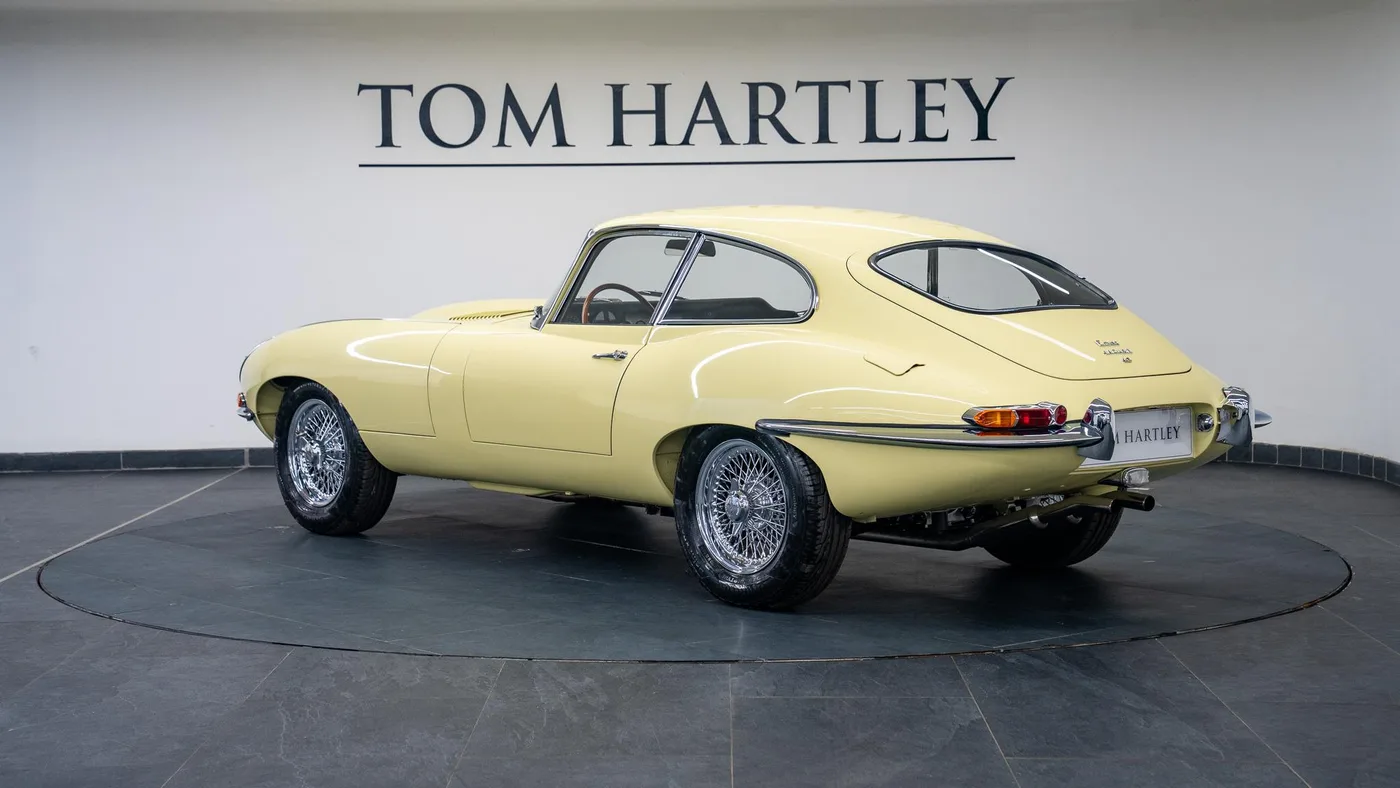 1966 Jaguar E-Type 4.2 Coupé offered by a specialist dealer in Swadlincote, United Kingdom, photo 5 of 15