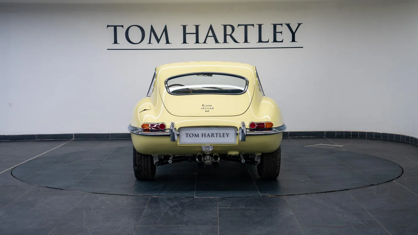 1966 Jaguar E-Type 4.2 Coupé offered by a specialist dealer in Swadlincote, United Kingdom, photo 6 of 15