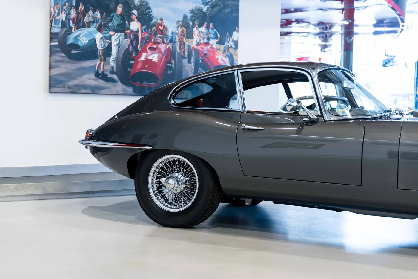 1966 Jaguar E-Type offered by a collector car specialist in London, United Kingdom, photo 3 of 20