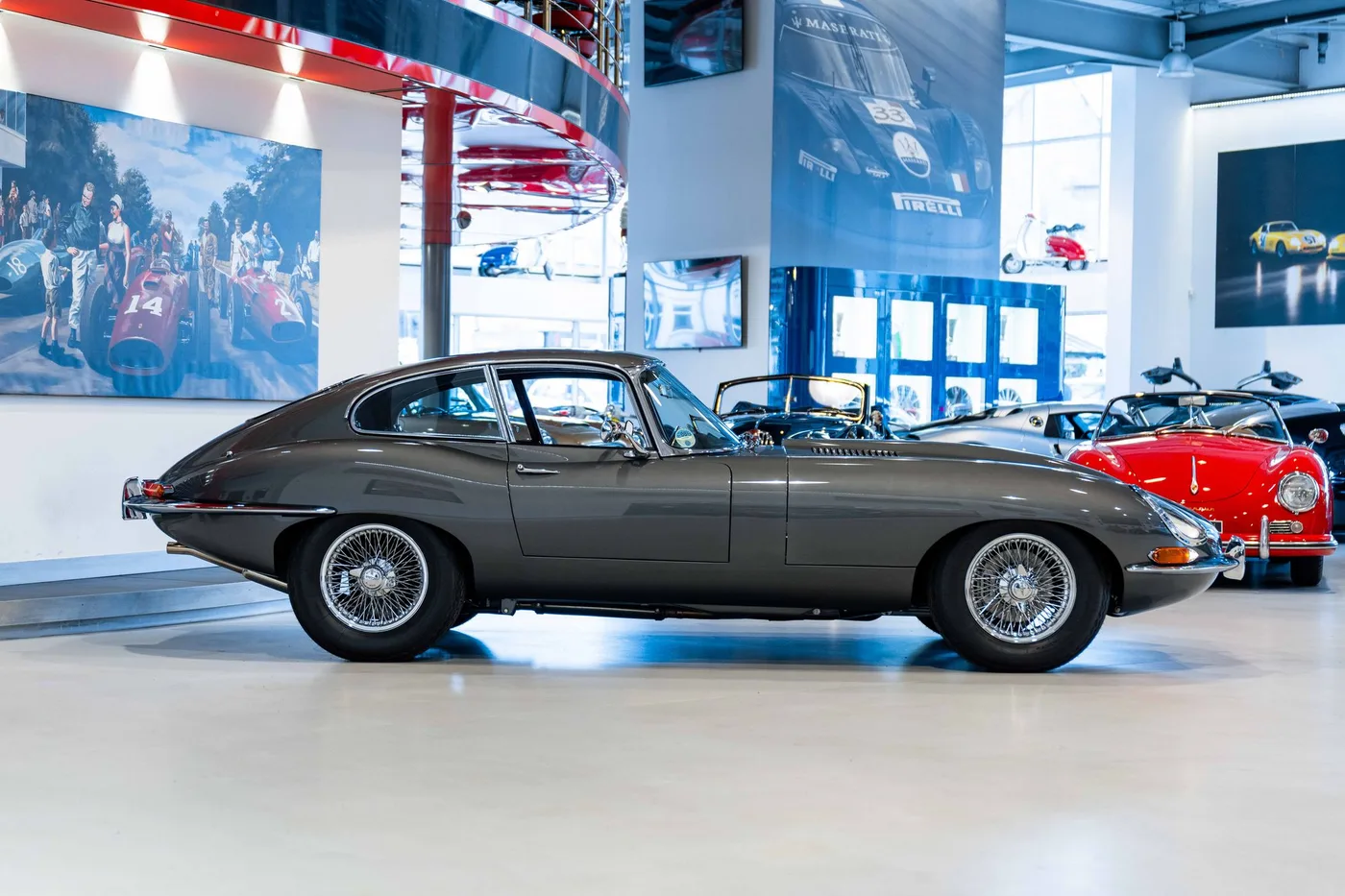 1966 Jaguar E-Type offered by a collector car specialist in London, United Kingdom, photo 4 of 20