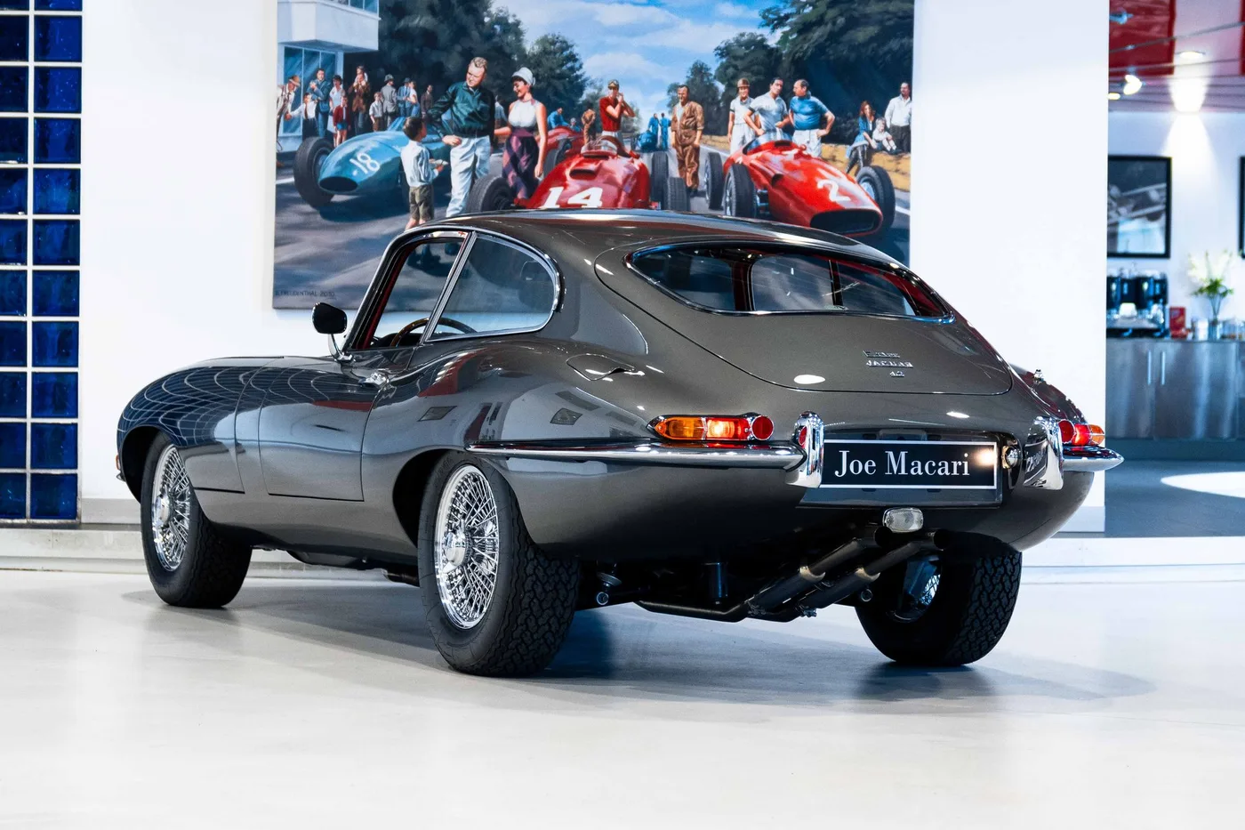 1966 Jaguar E-Type offered by a collector car specialist in London, United Kingdom, photo 7 of 20