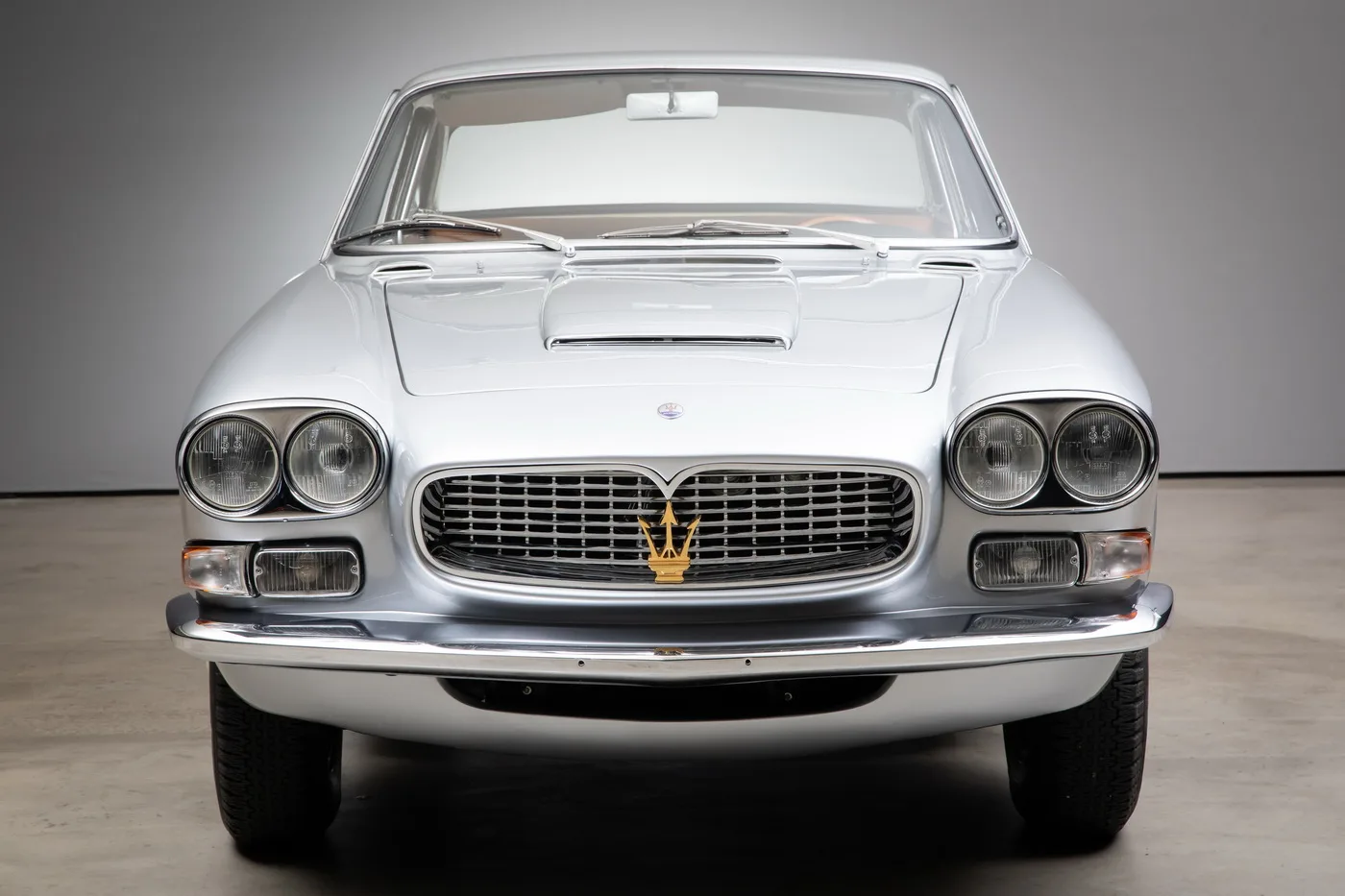1966 Maserati Sebring Series II 3500 GTI, 2/23