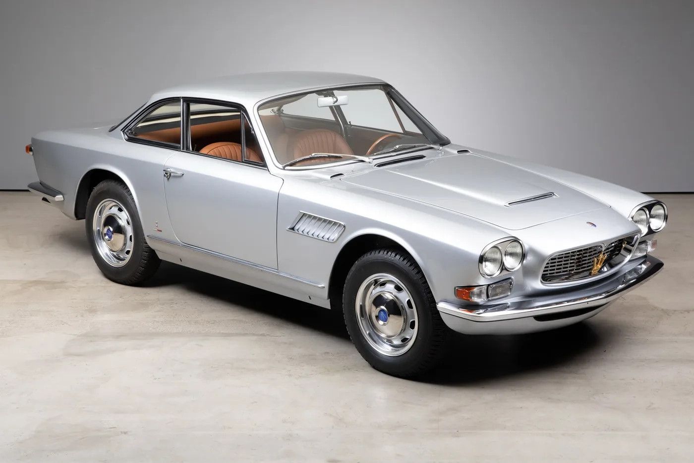 1966 Maserati Sebring Series II 3500 GTI, 3/23
