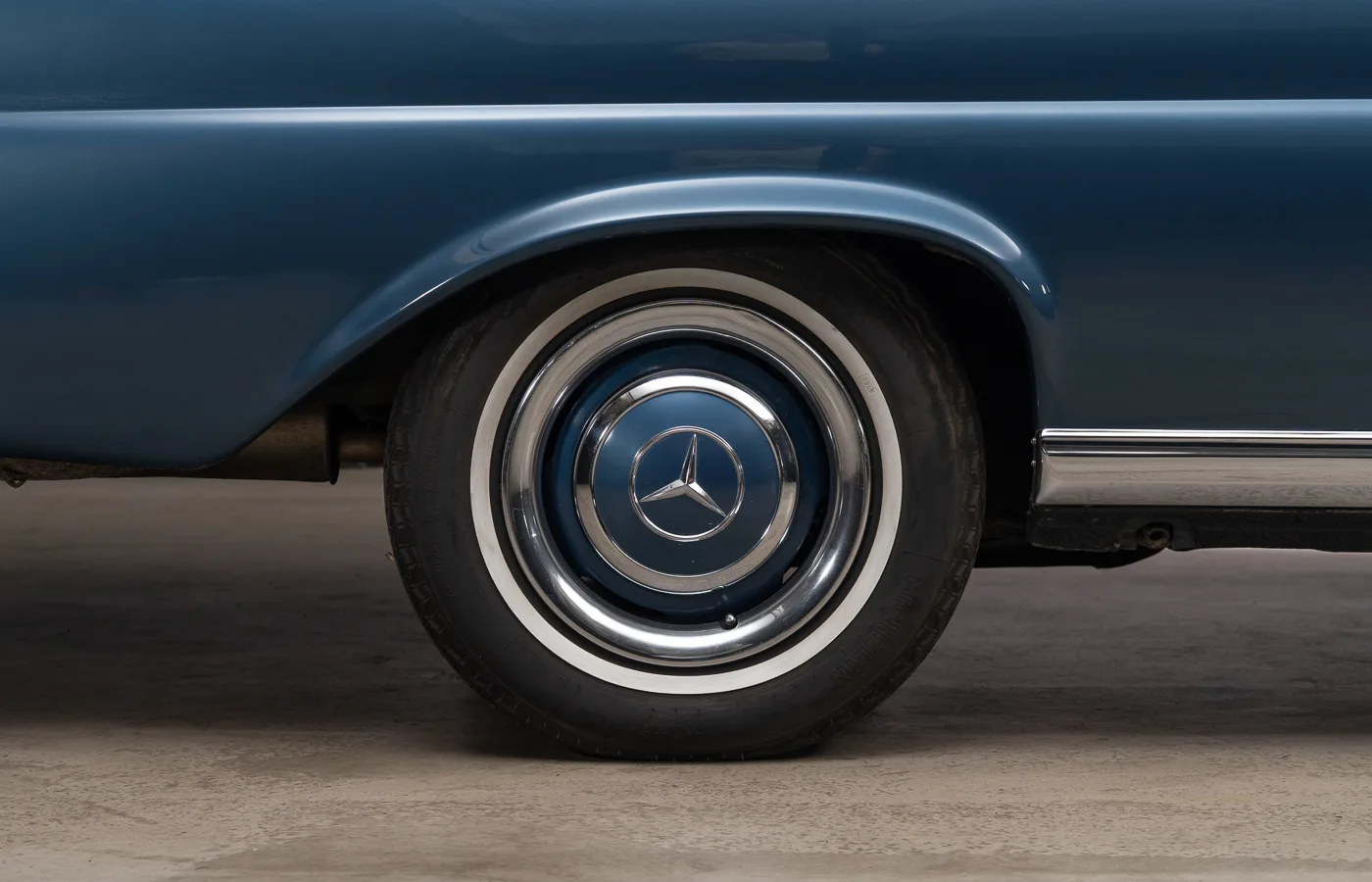 1966 Mercedes-Benz 250 SE Cabriolet, 14/30