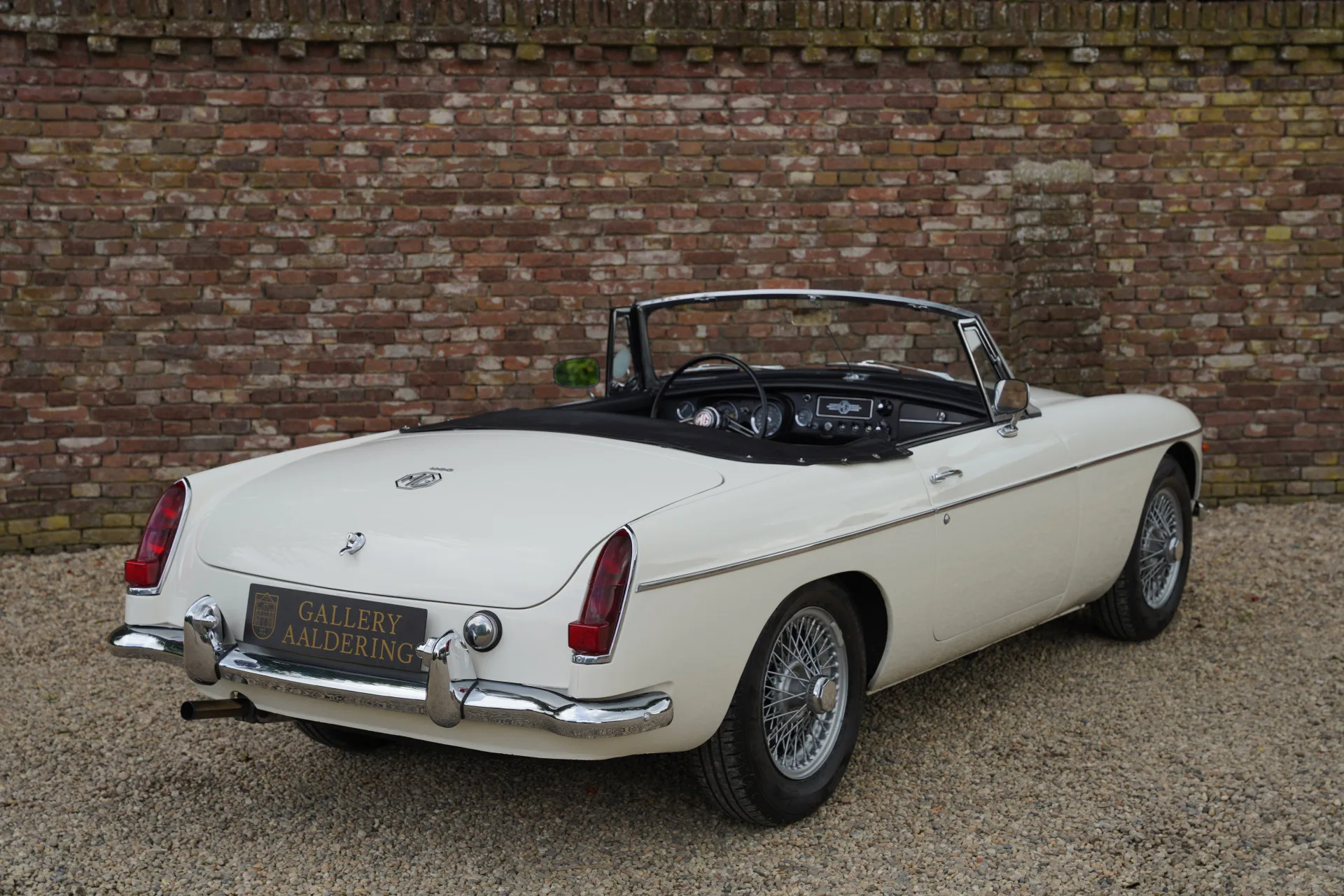 1966 MG MGB Roadster Mk I, 2/30