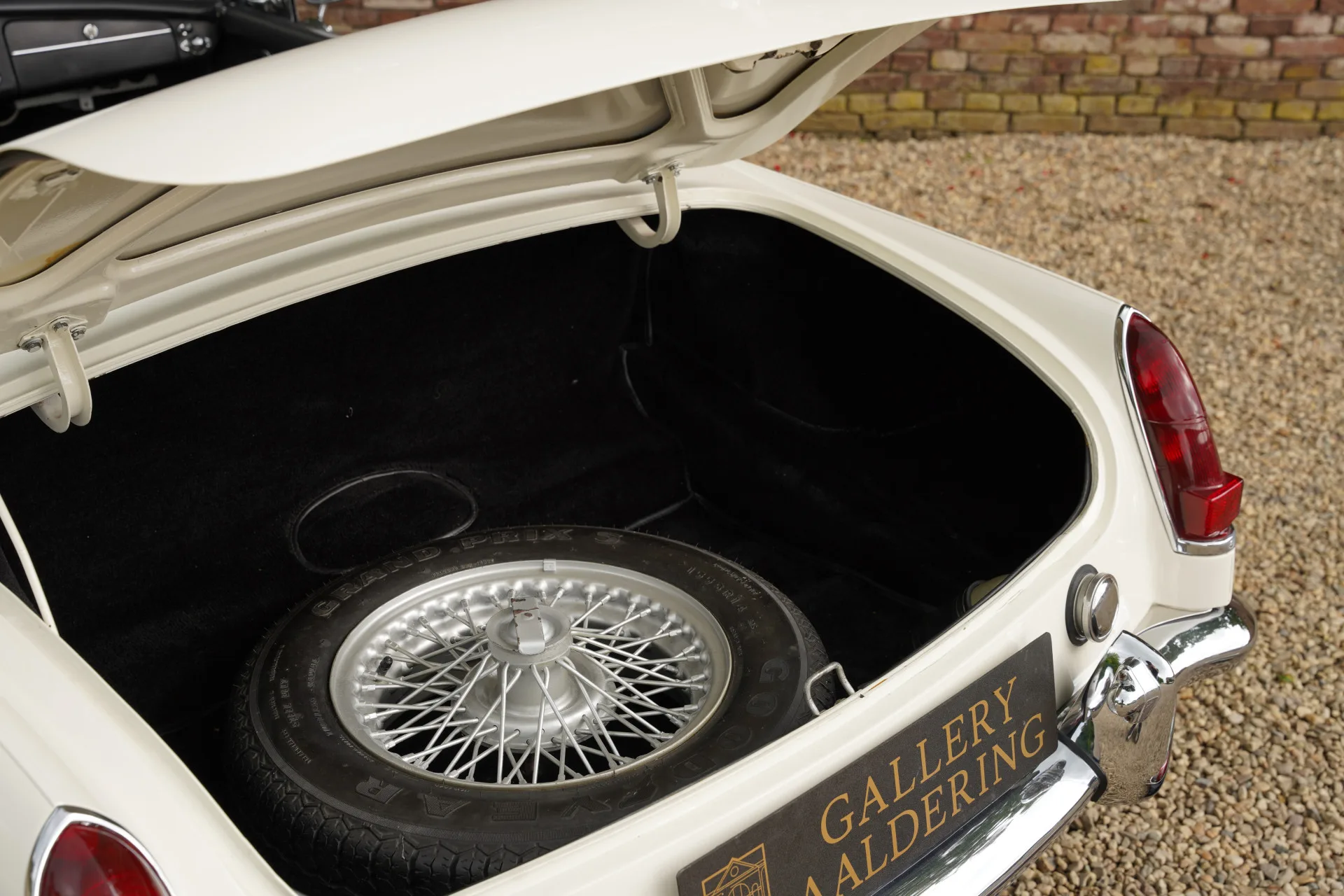 1966 MG MGB Roadster Mk I, 11/30