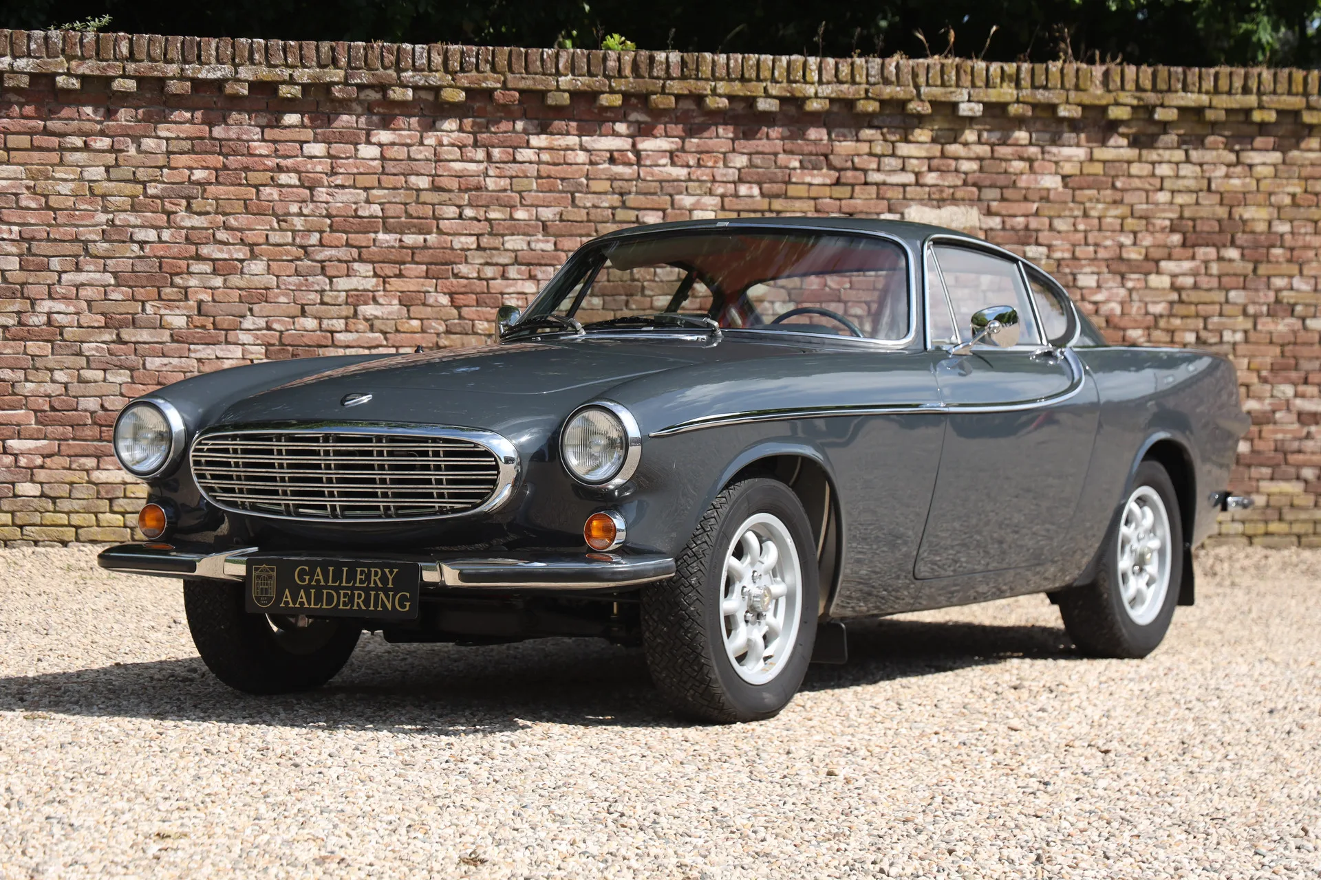 1966 Volvo P1800S offered by a specialist dealer in Brummen, Netherlands, main photo