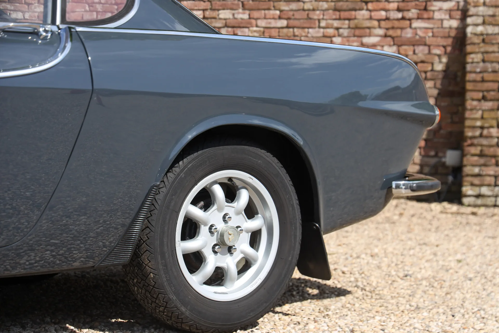 1966 Volvo P1800S, 12/30