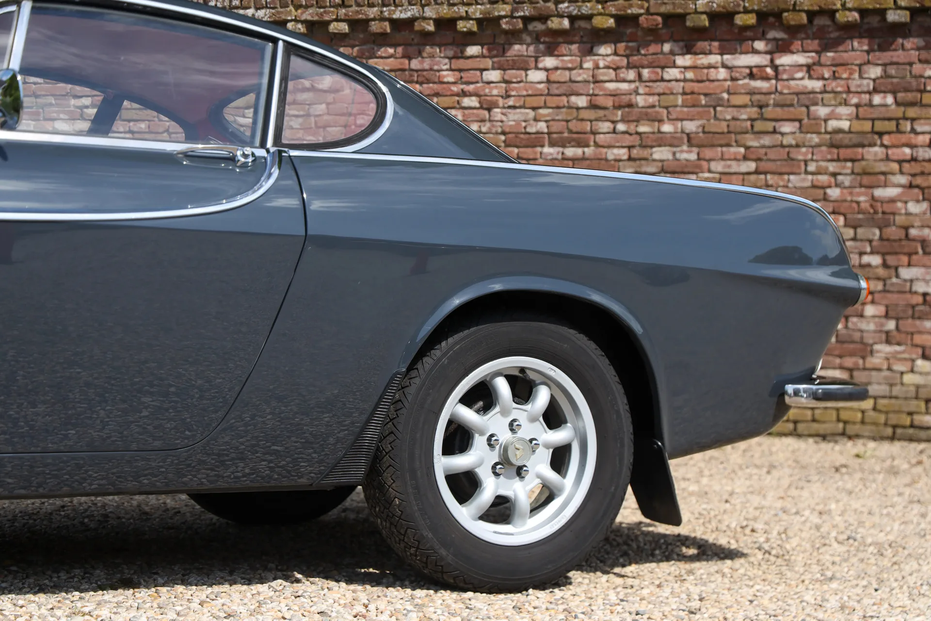 1966 Volvo P1800S, 25/30