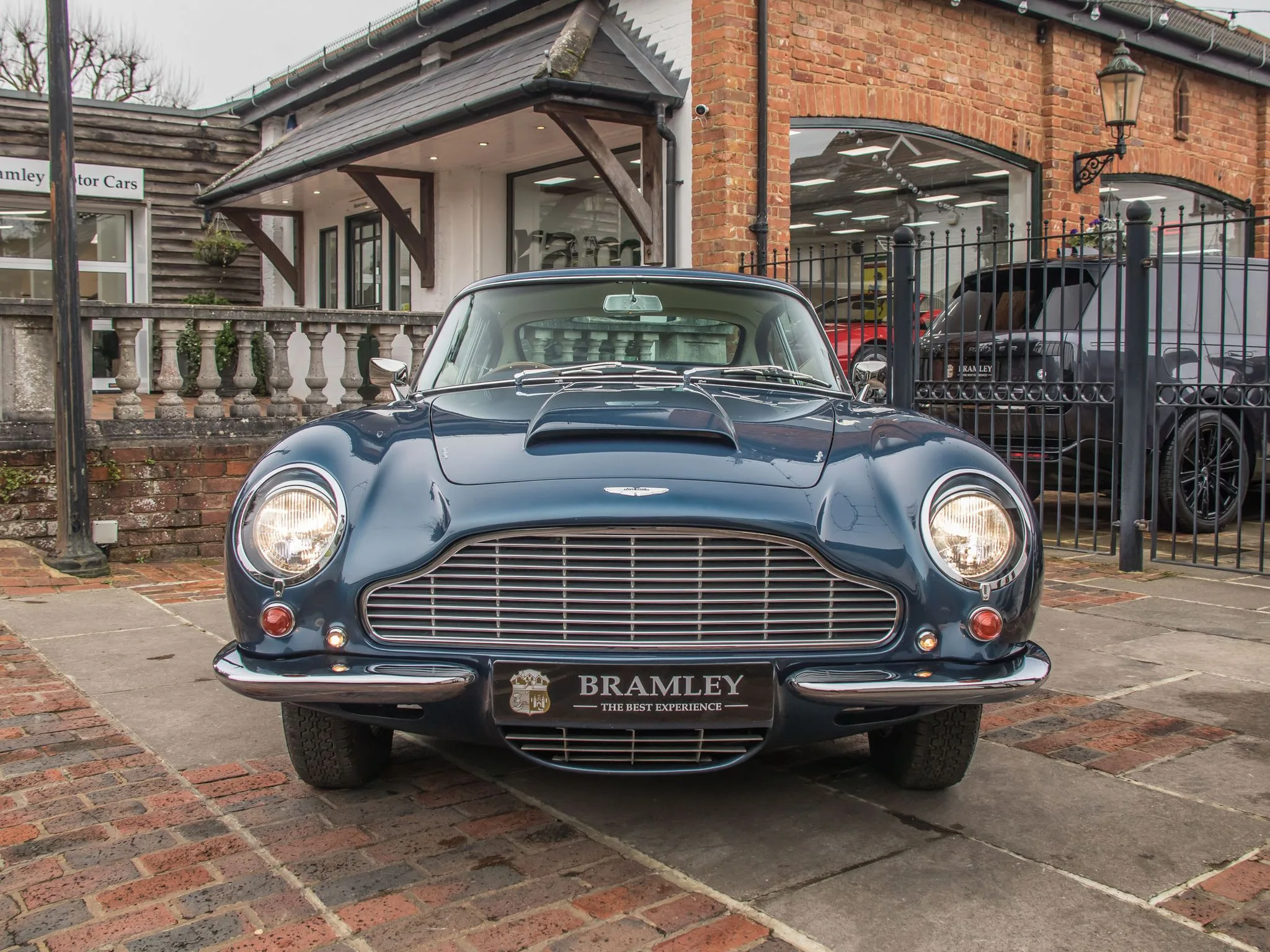 1967 Aston Martin DB6 Mk1, 6/24