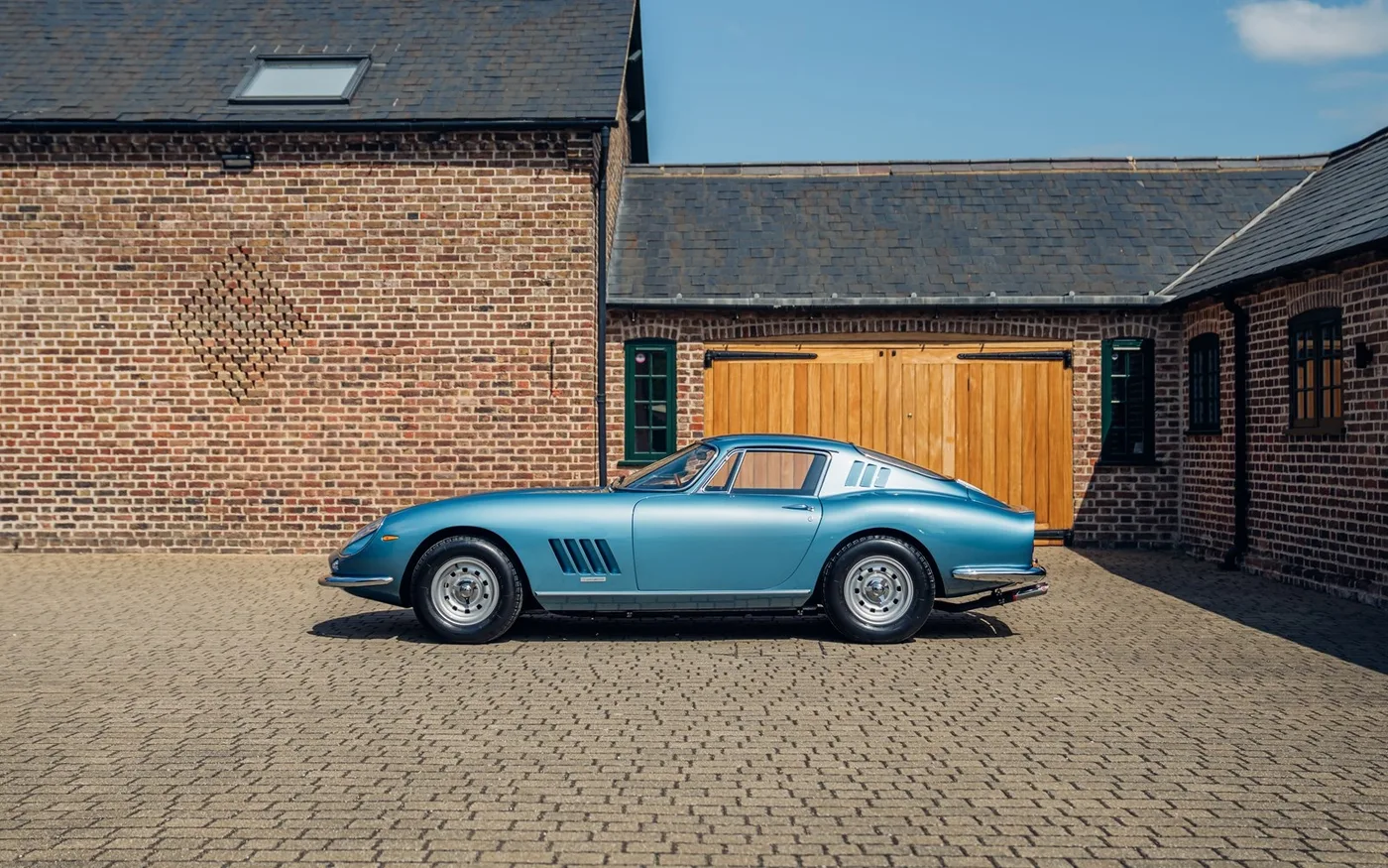 1967 Ferrari 275 GTB 6C Torque Tube proposée par un concessionnaire spécialisé à Chorleywood, Royaume-Uni, photo 3 sur 15