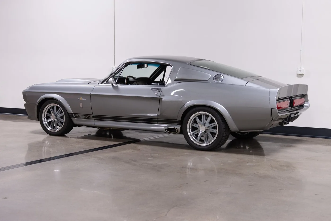1967 Ford Mustang Eleanor Tribute verkauft von einem Fachhändler in Costa Mesa, Vereinigte Staaten, Foto 7 von 15