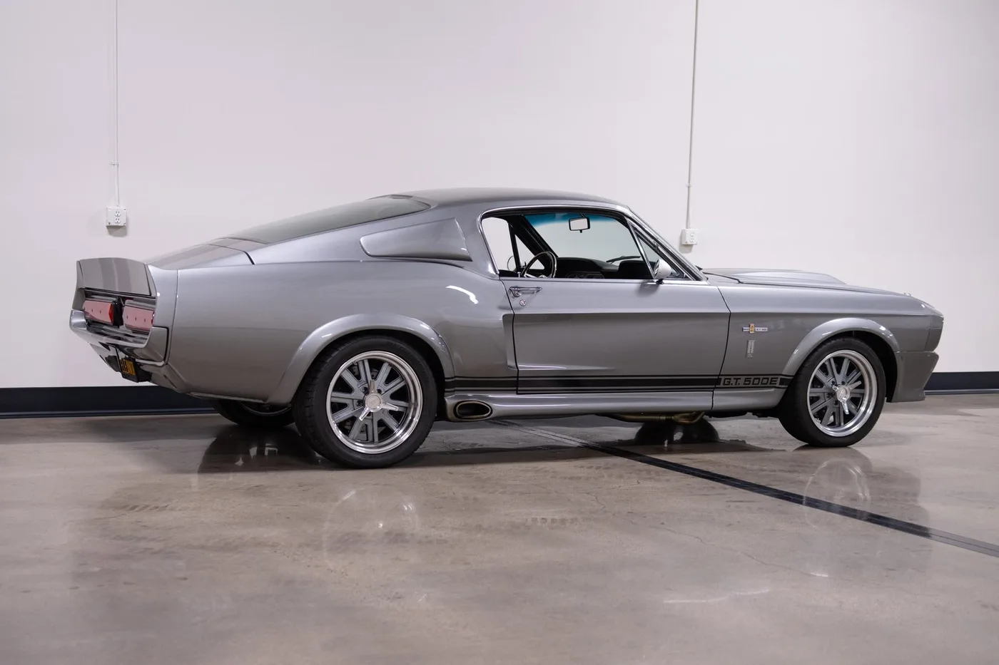 1967 Ford Mustang Eleanor Tribute verkauft von einem Fachhändler in Costa Mesa, Vereinigte Staaten, Foto 8 von 15