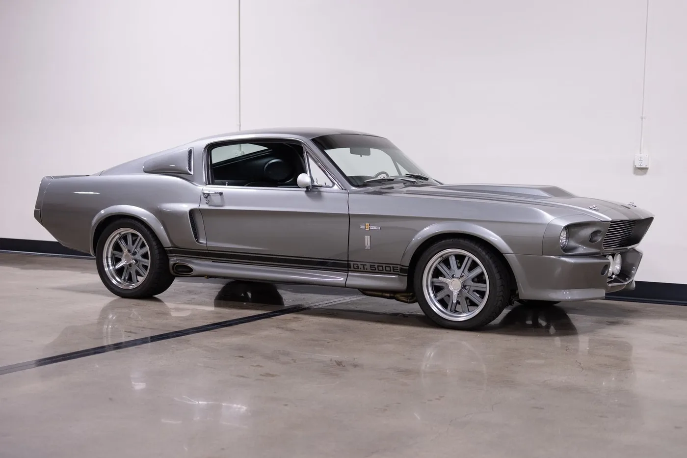 1967 Ford Mustang Eleanor Tribute verkauft von einem Fachhändler in Costa Mesa, Vereinigte Staaten, Foto 10 von 15