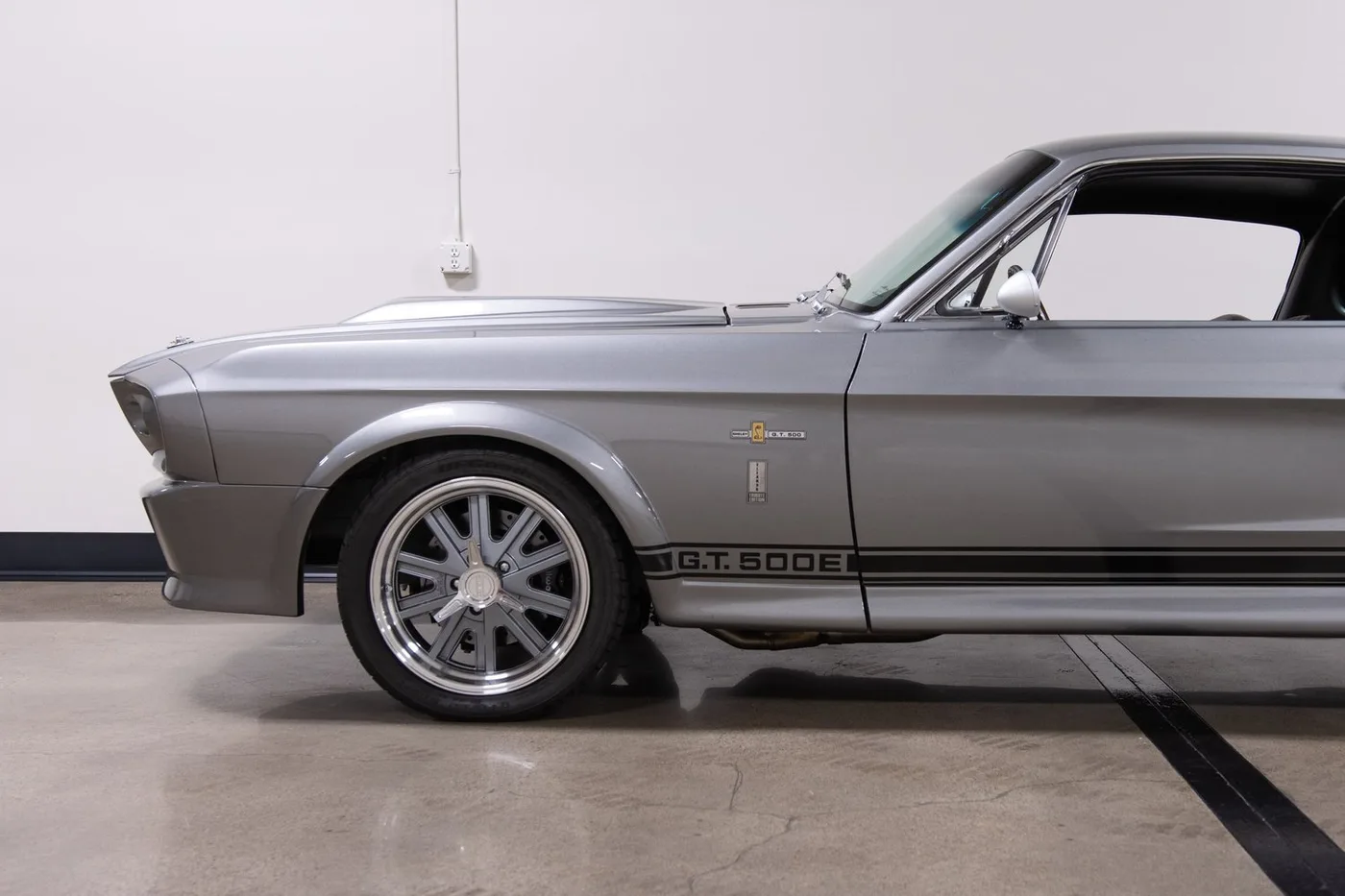 1967 Ford Mustang Eleanor Tribute verkauft von einem Fachhändler in Costa Mesa, Vereinigte Staaten, Foto 14 von 15