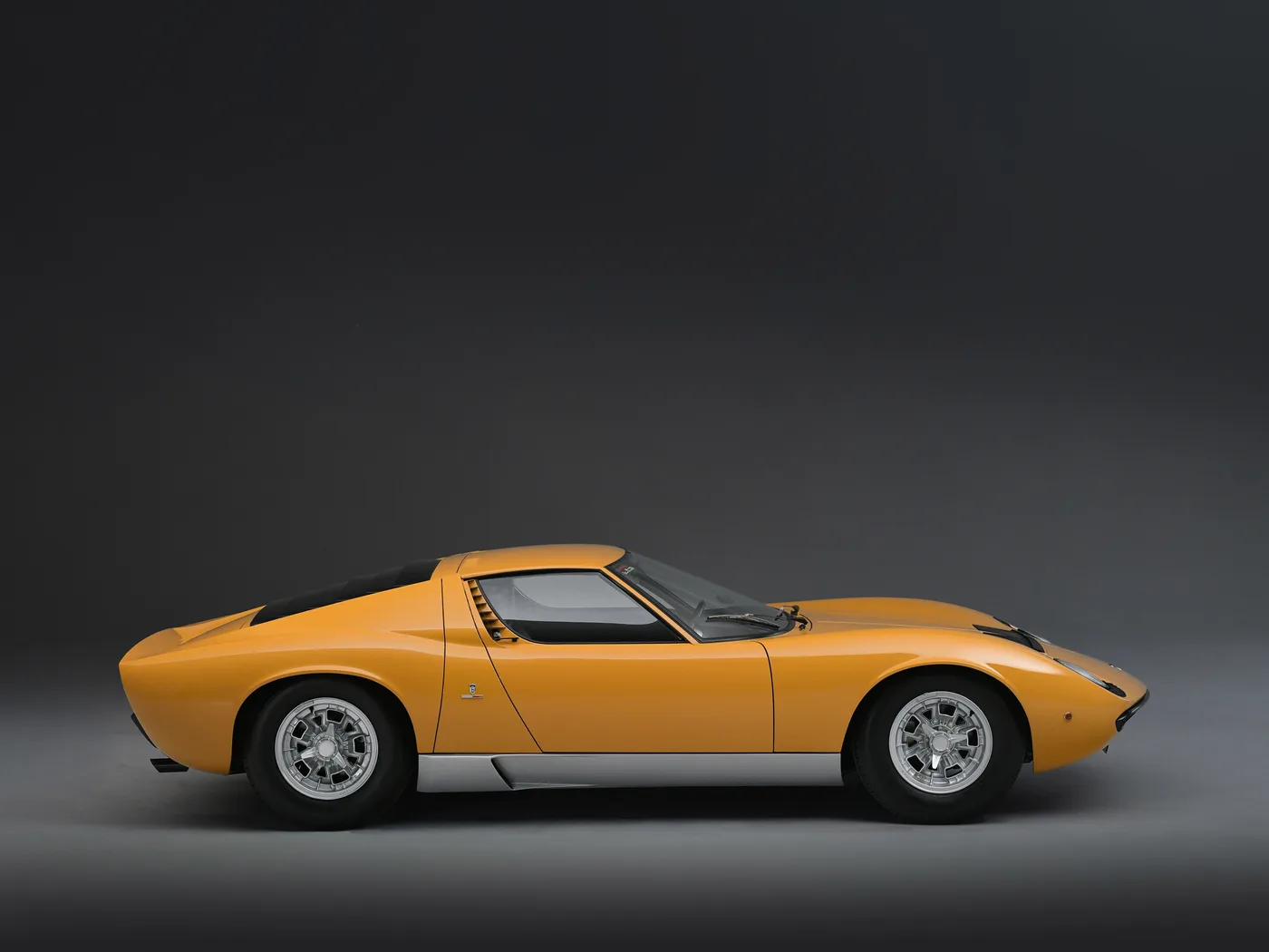1967 Lamborghini Miura P400 angeboten von einem Fachhändler in Hook Norton, Vereinigtes Königreich, Foto 9 von 15