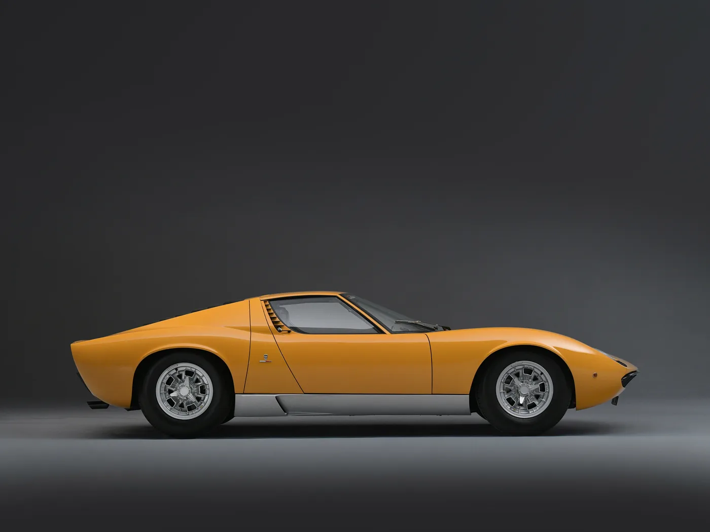 1967 Lamborghini Miura P400 angeboten von einem Fachhändler in Hook Norton, Vereinigtes Königreich, Foto 10 von 15