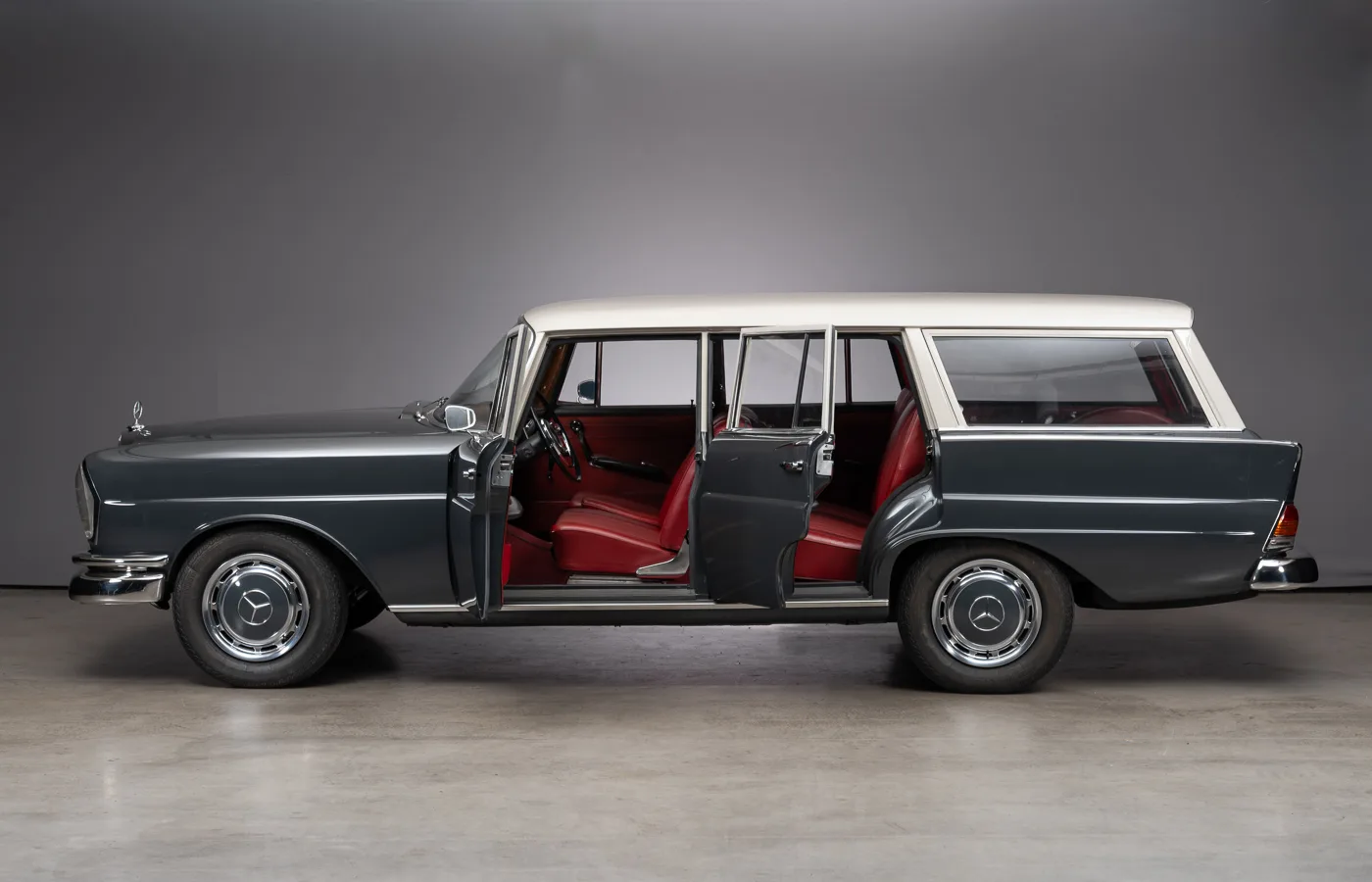 1967 Mercedes-Benz 230 S IMA Universal, 15/30
