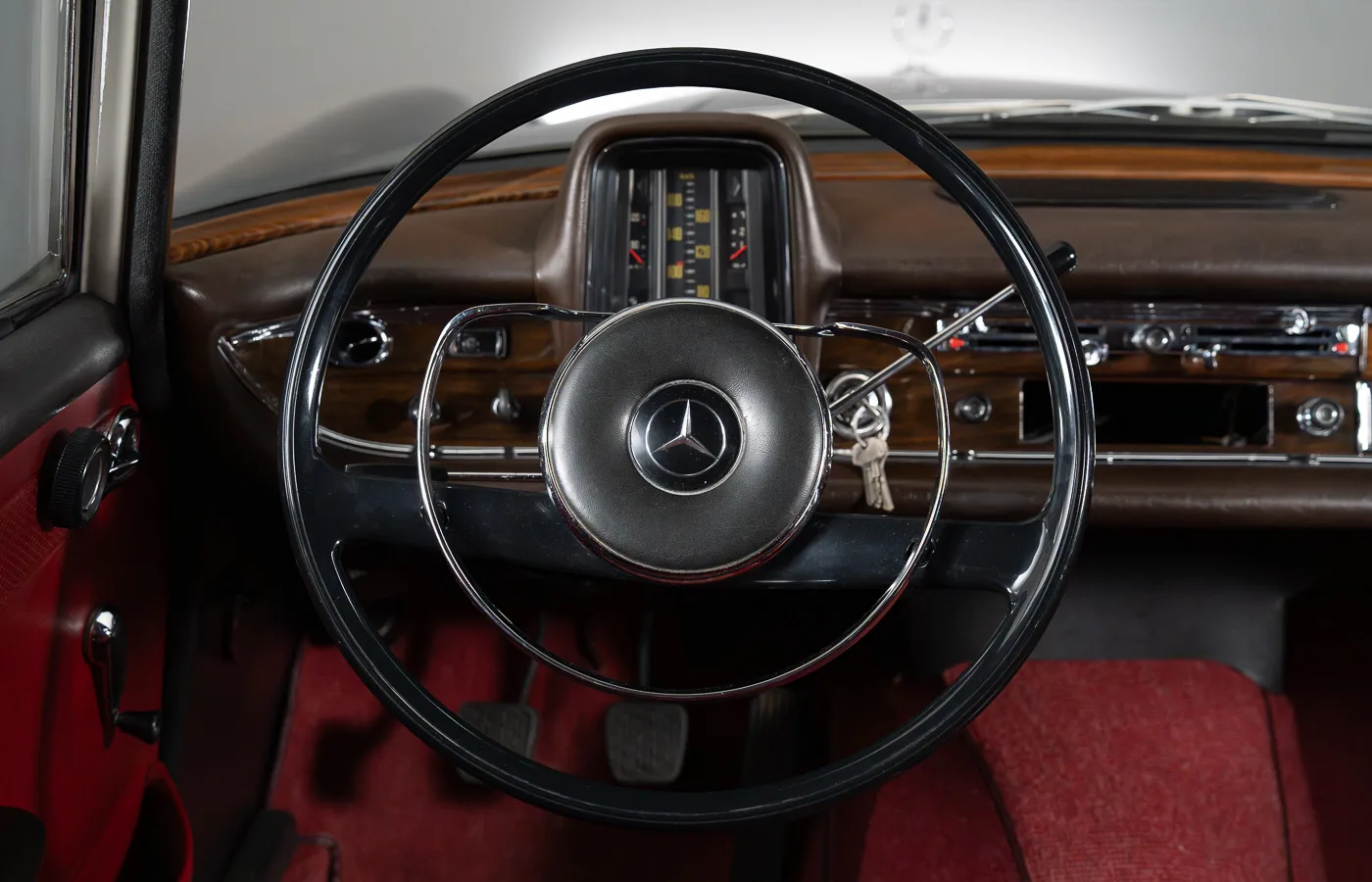 1967 Mercedes-Benz 230 S IMA Universal, 27/30