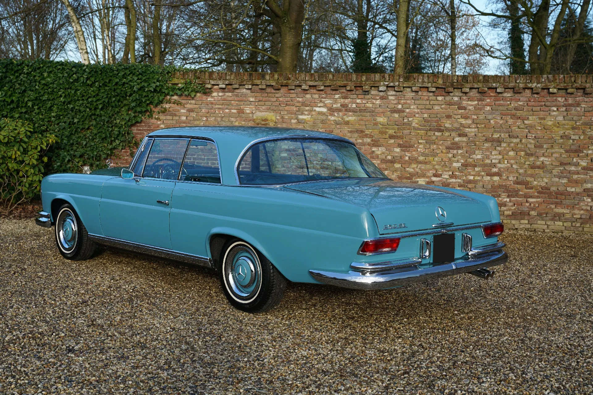 1967 Mercedes-Benz 250 SE Coupé, 2/30