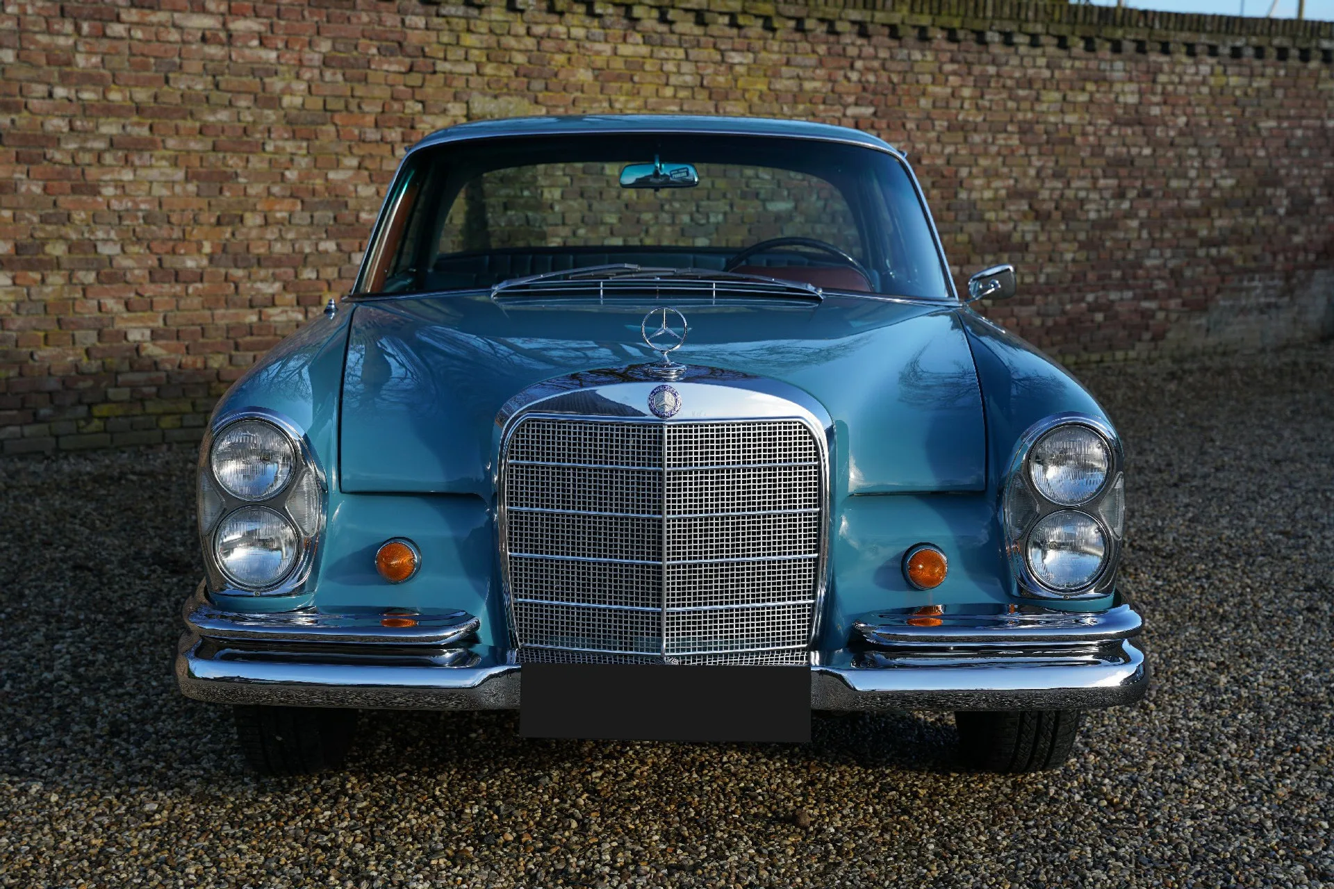 1967 Mercedes-Benz 250 SE Coupé, 5/30
