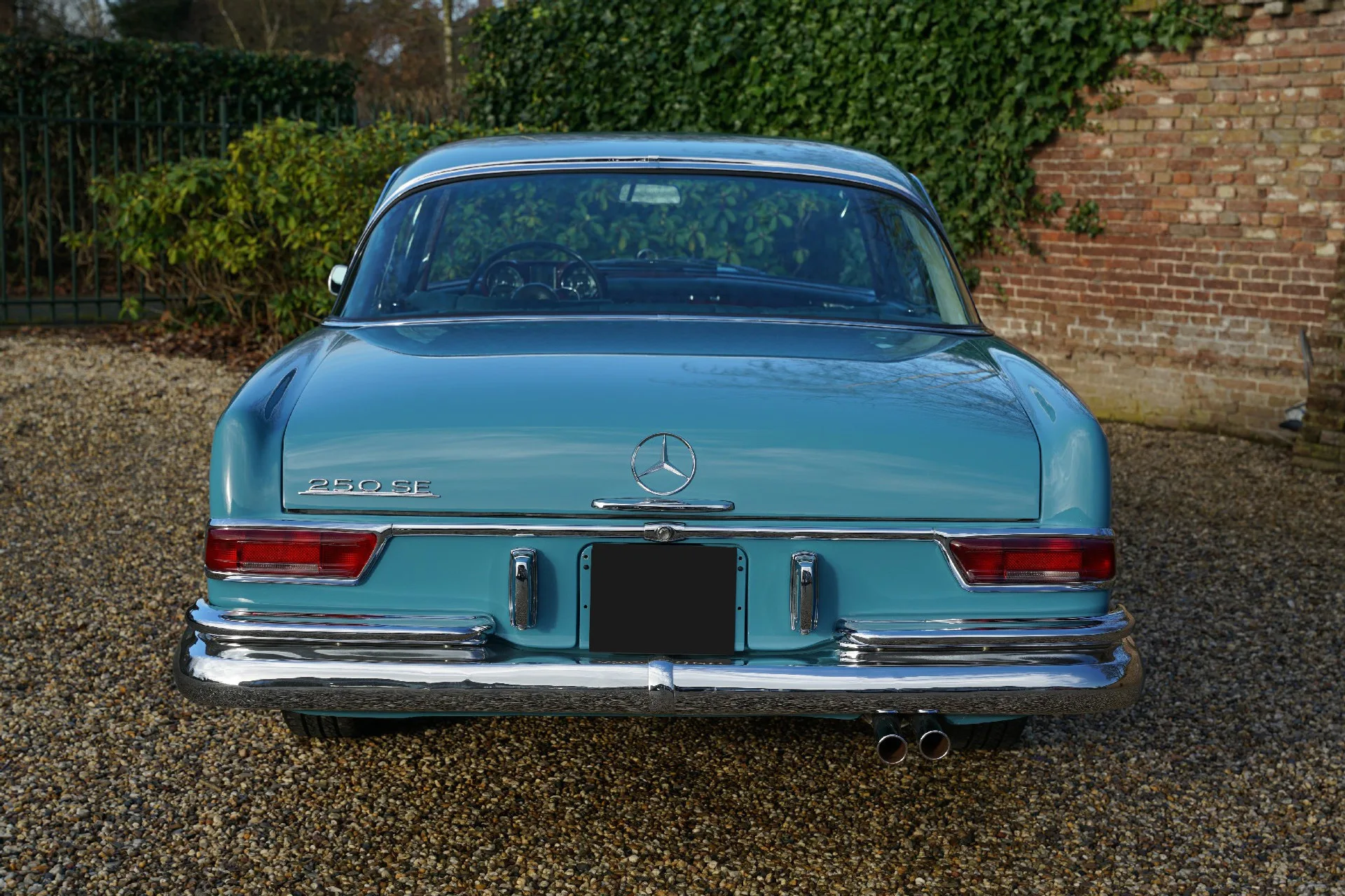 1967 Mercedes-Benz 250 SE Coupé, 6/30
