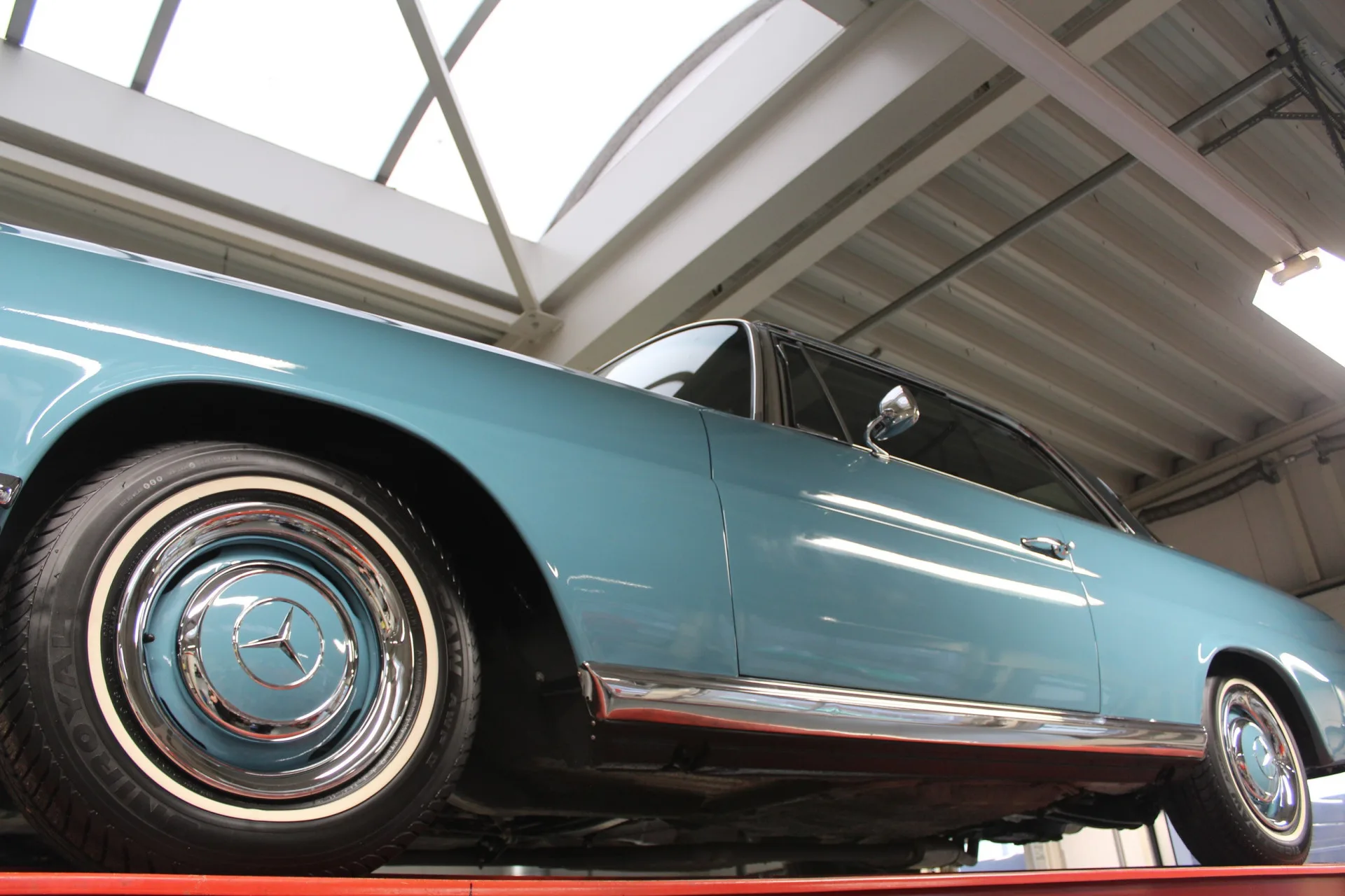 1967 Mercedes-Benz 250 SE Coupé, 7/30