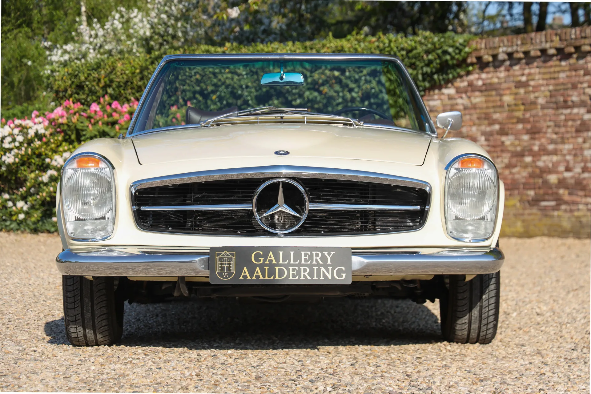 1967 Mercedes-Benz 250 SL, 5/30
