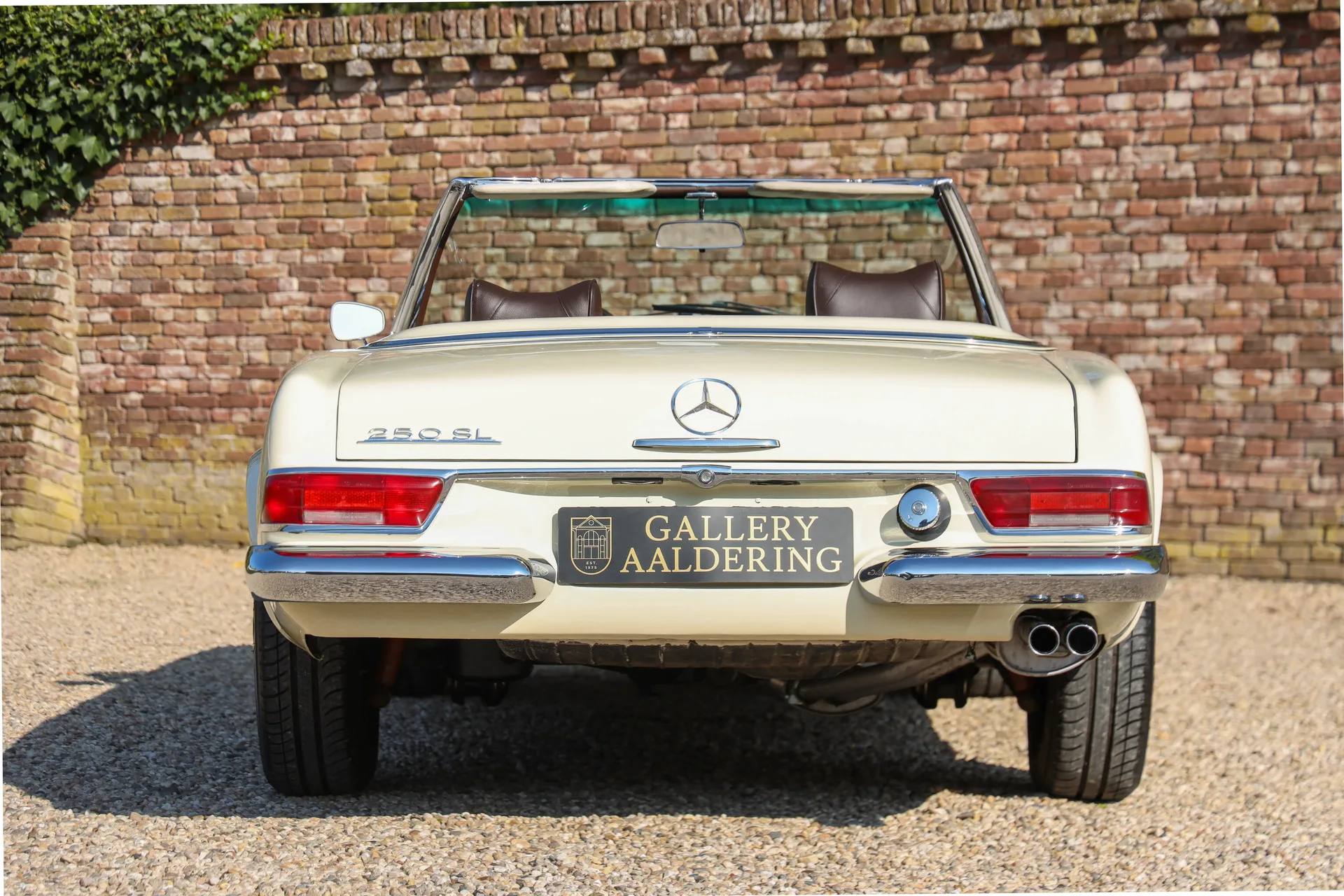 1967 Mercedes-Benz 250 SL, 6/30