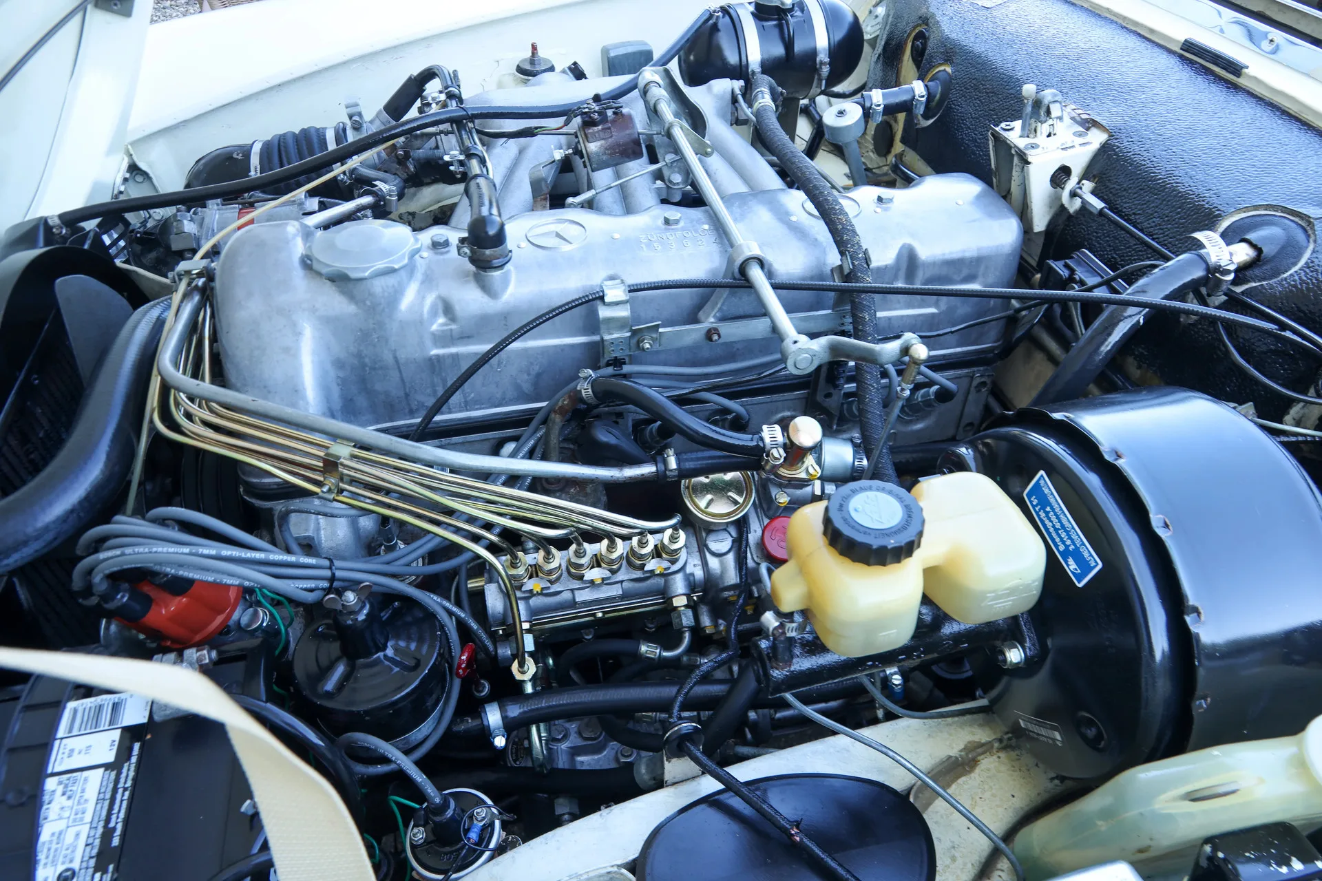 1967 Mercedes-Benz 250 SL, 17/30
