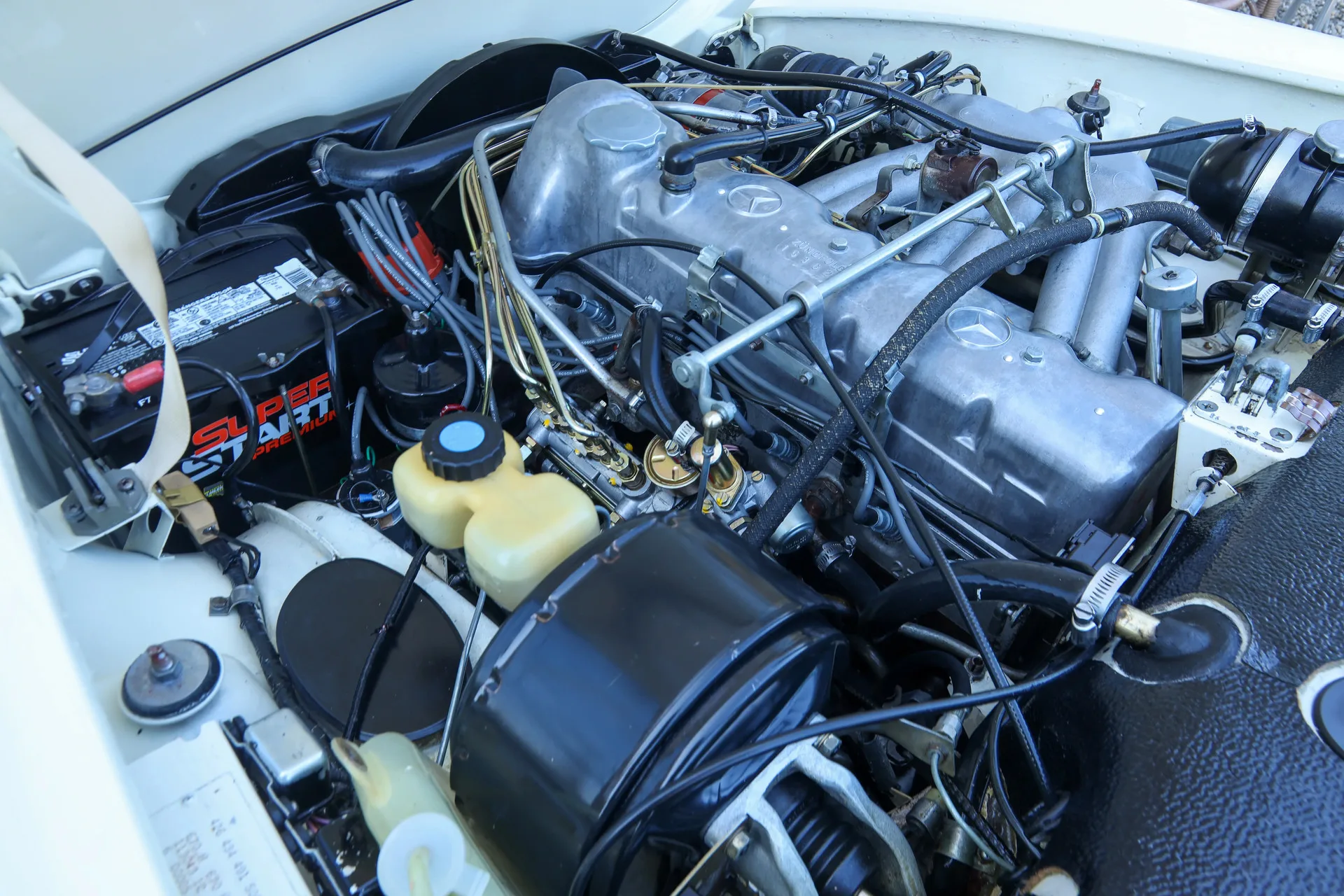 1967 Mercedes-Benz 250 SL, 25/30