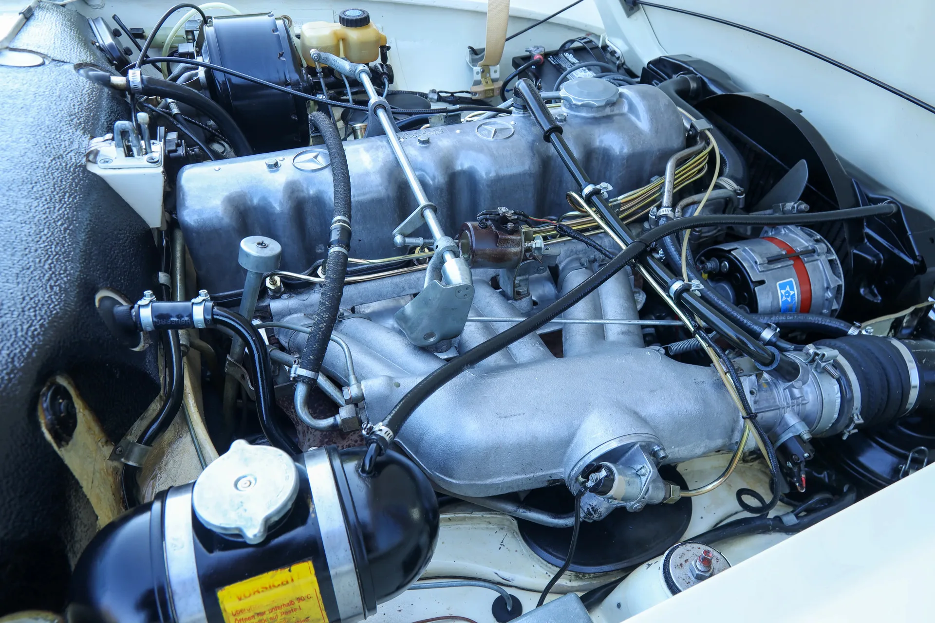 1967 Mercedes-Benz 250 SL, 29/30